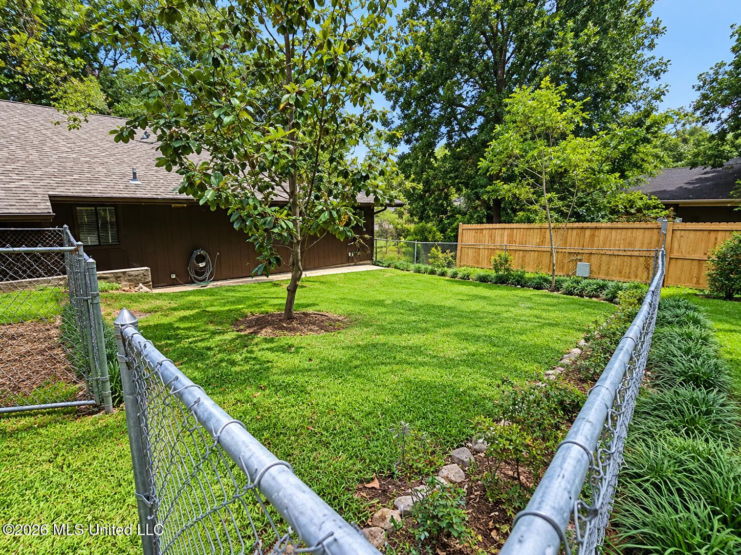 9936 Ana Hulu Street Property Photo 32