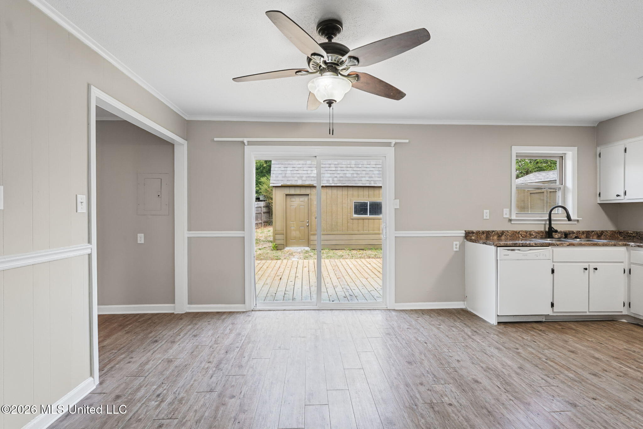 1768 Brown Cove Property Photo 7