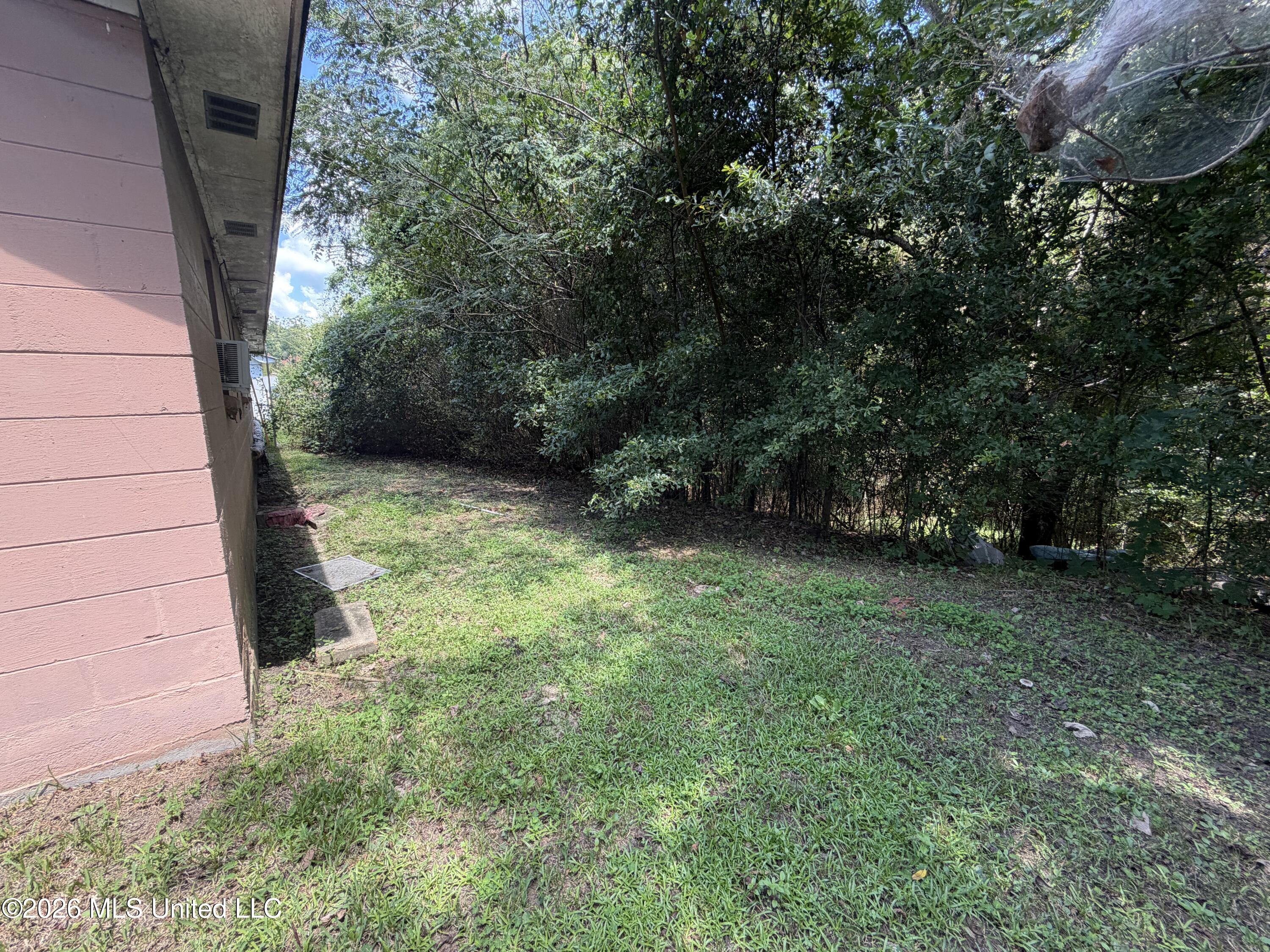 22 Richard Property Photo 9