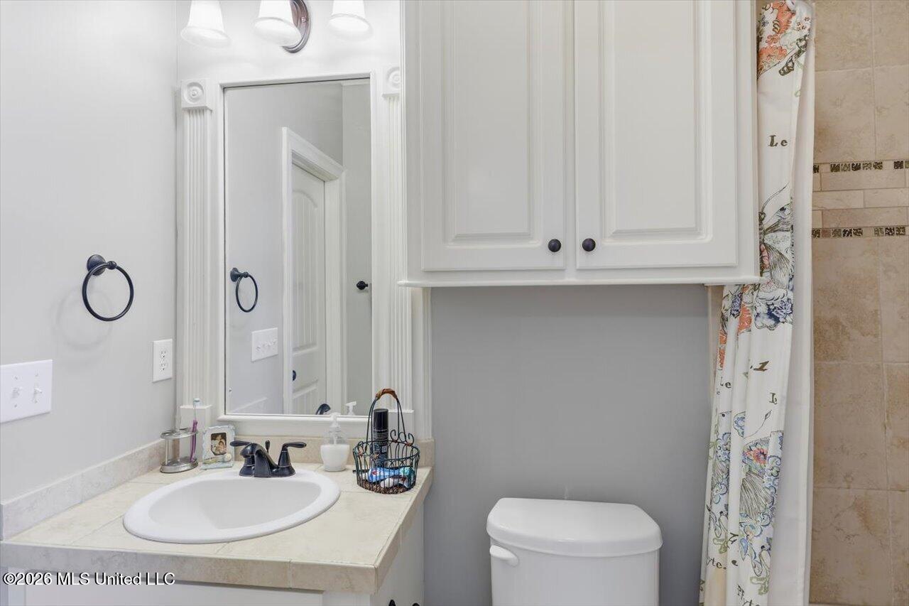 114 Claiborne Street Property Photo 20