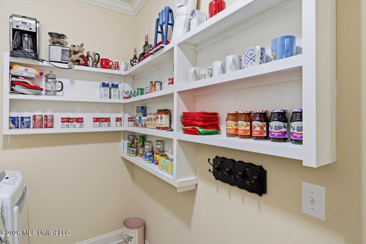 114 Claiborne Street Property Photo 25