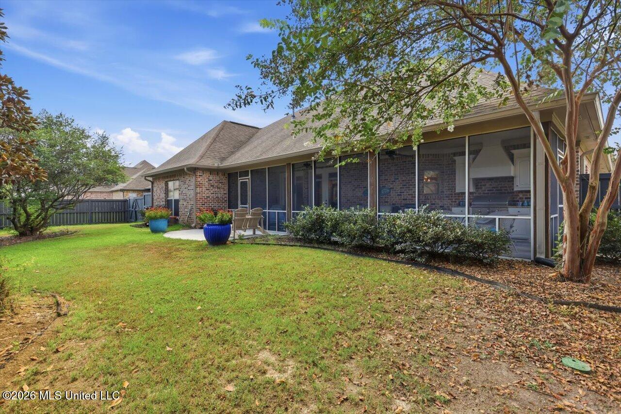 114 Claiborne Street Property Photo 33