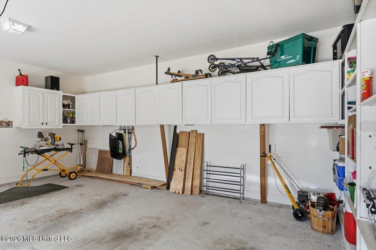 114 Claiborne Street Property Photo 34
