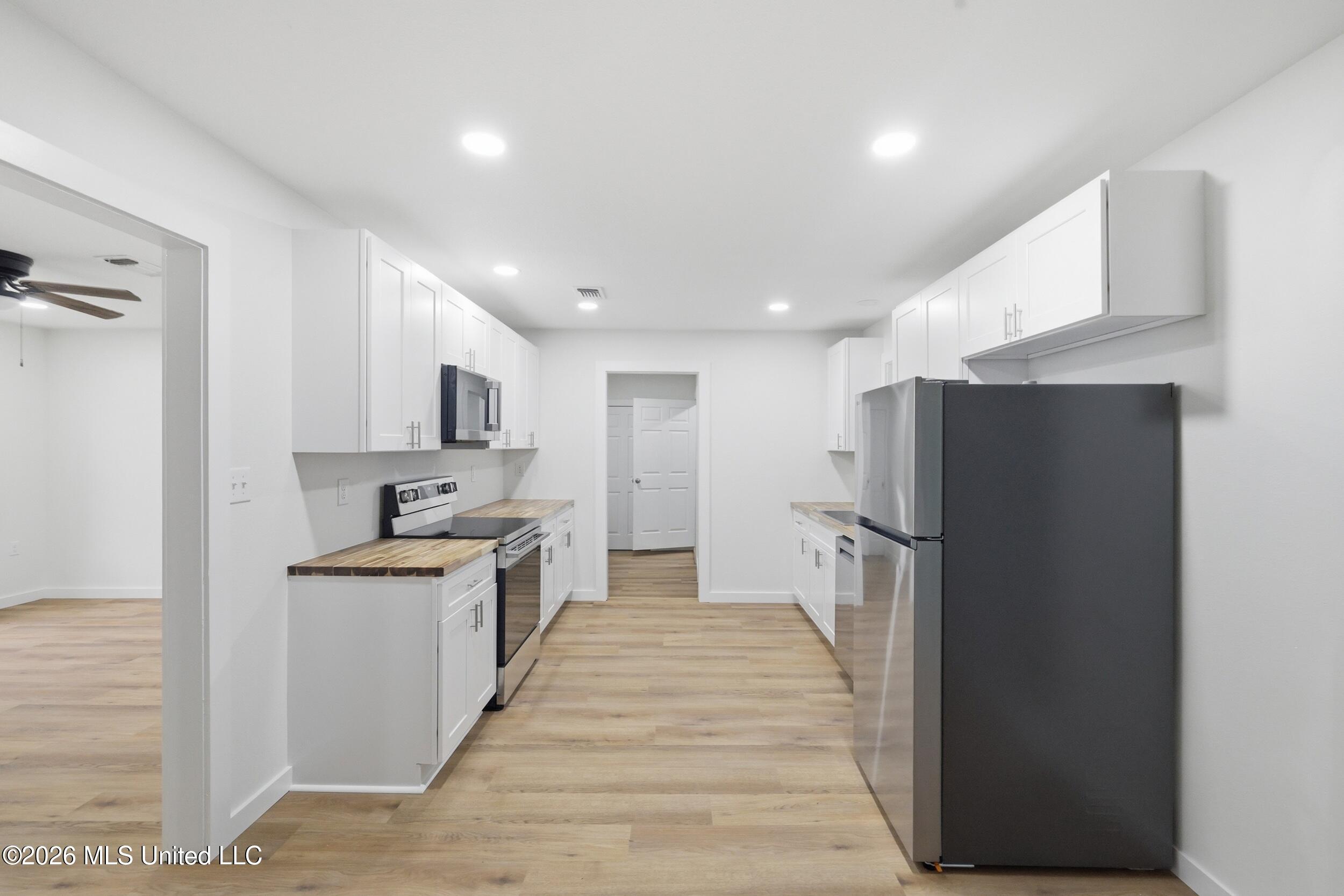3307 Johnson Drive Property Photo 14