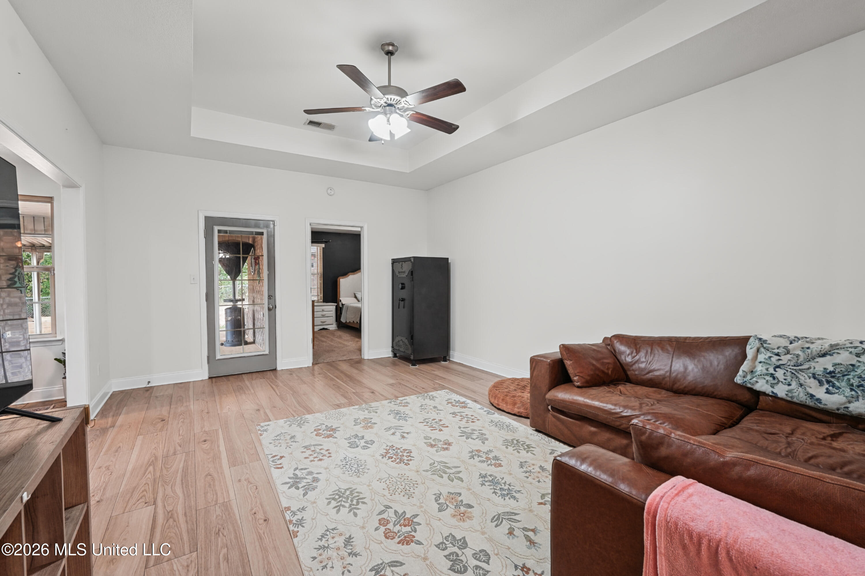 1908 Central Ridge Drive Property Photo 11