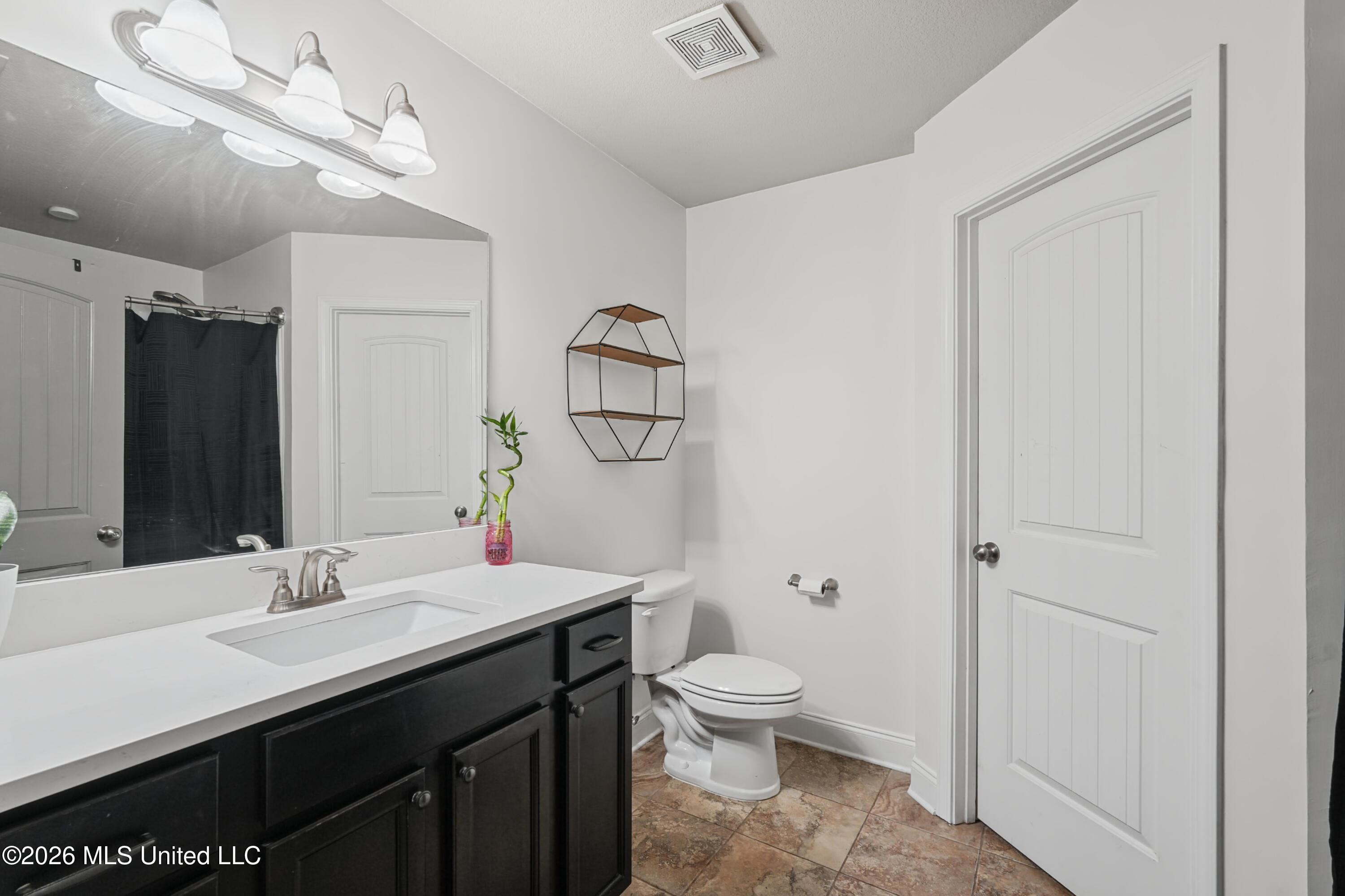 1908 Central Ridge Drive Property Photo 20