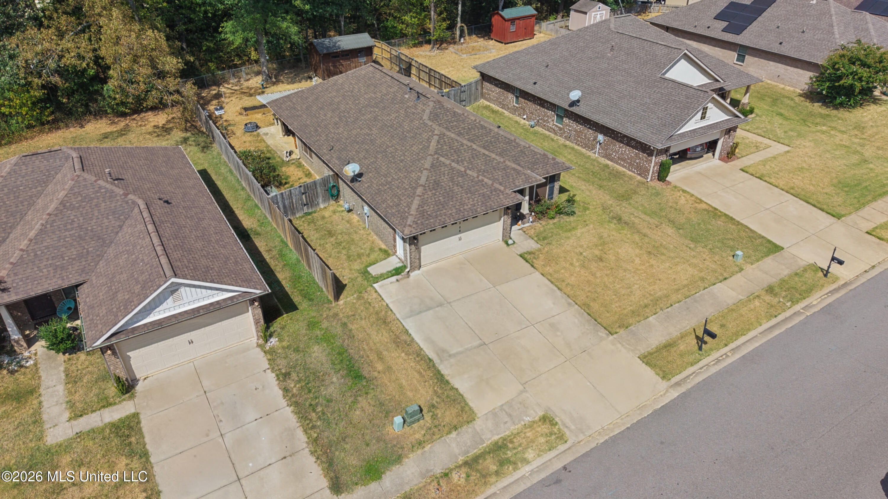 1908 Central Ridge Drive Property Photo 29