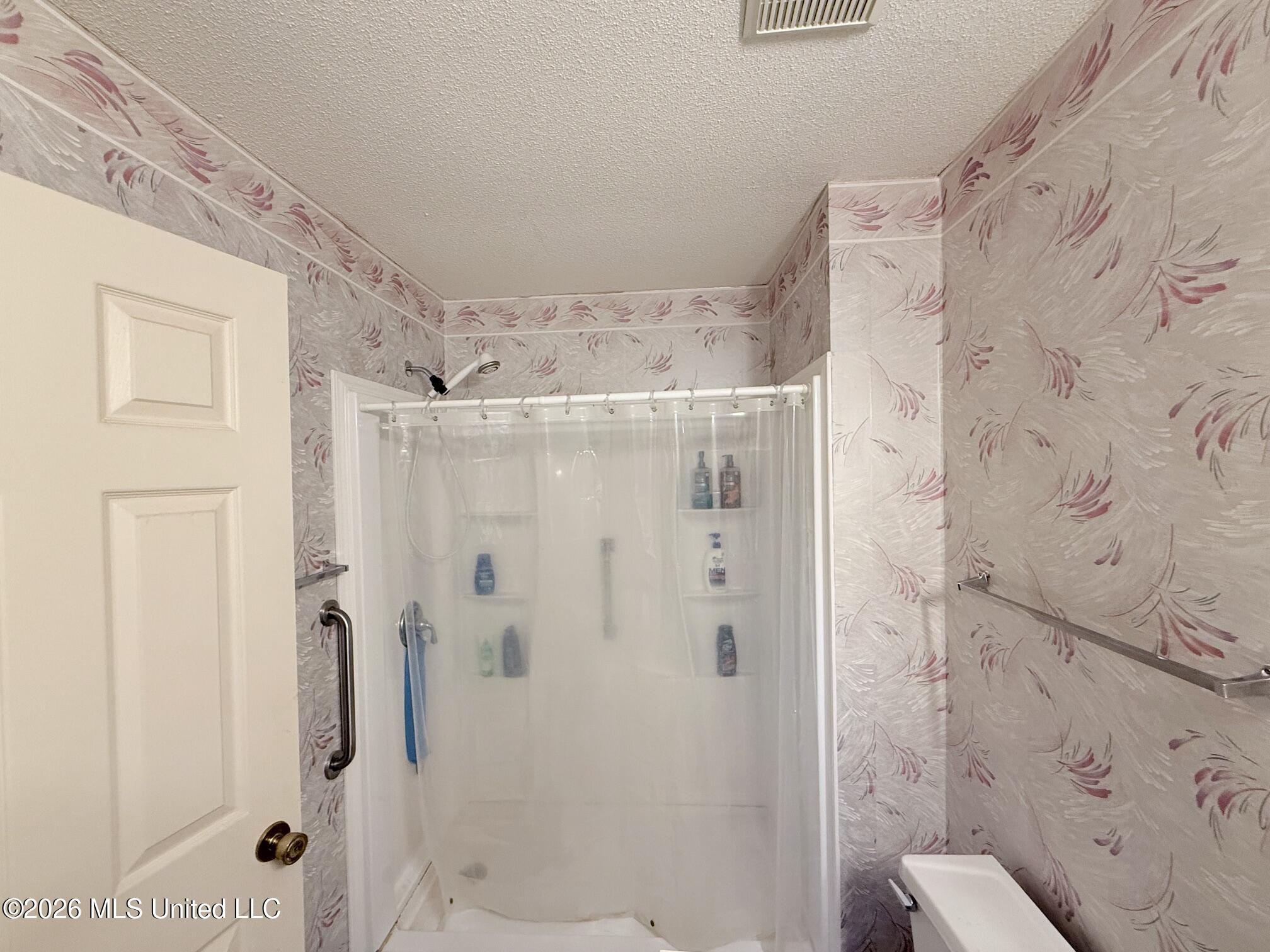 3420 Edenshire Lane Property Photo 14