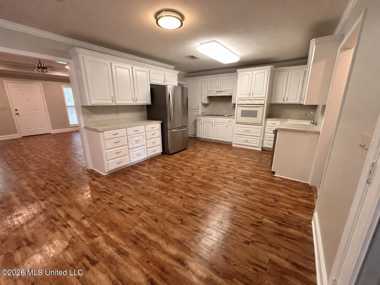 607 Briars Bend Property Photo 3