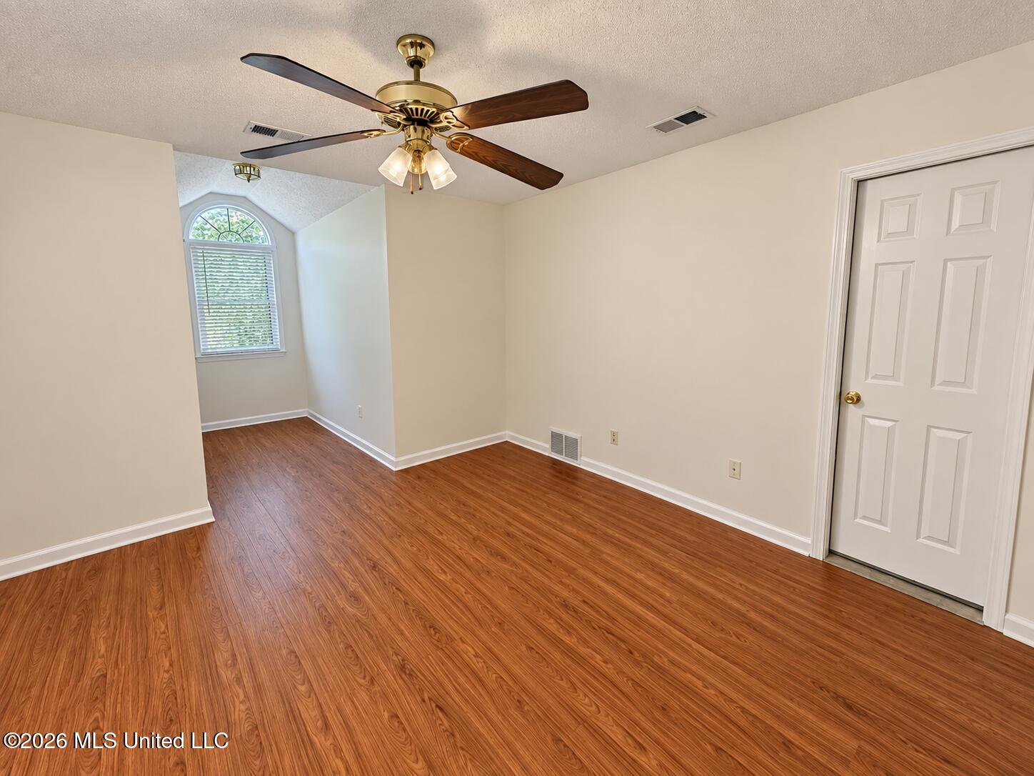 8885 Cedar Crest Lane Property Photo 30