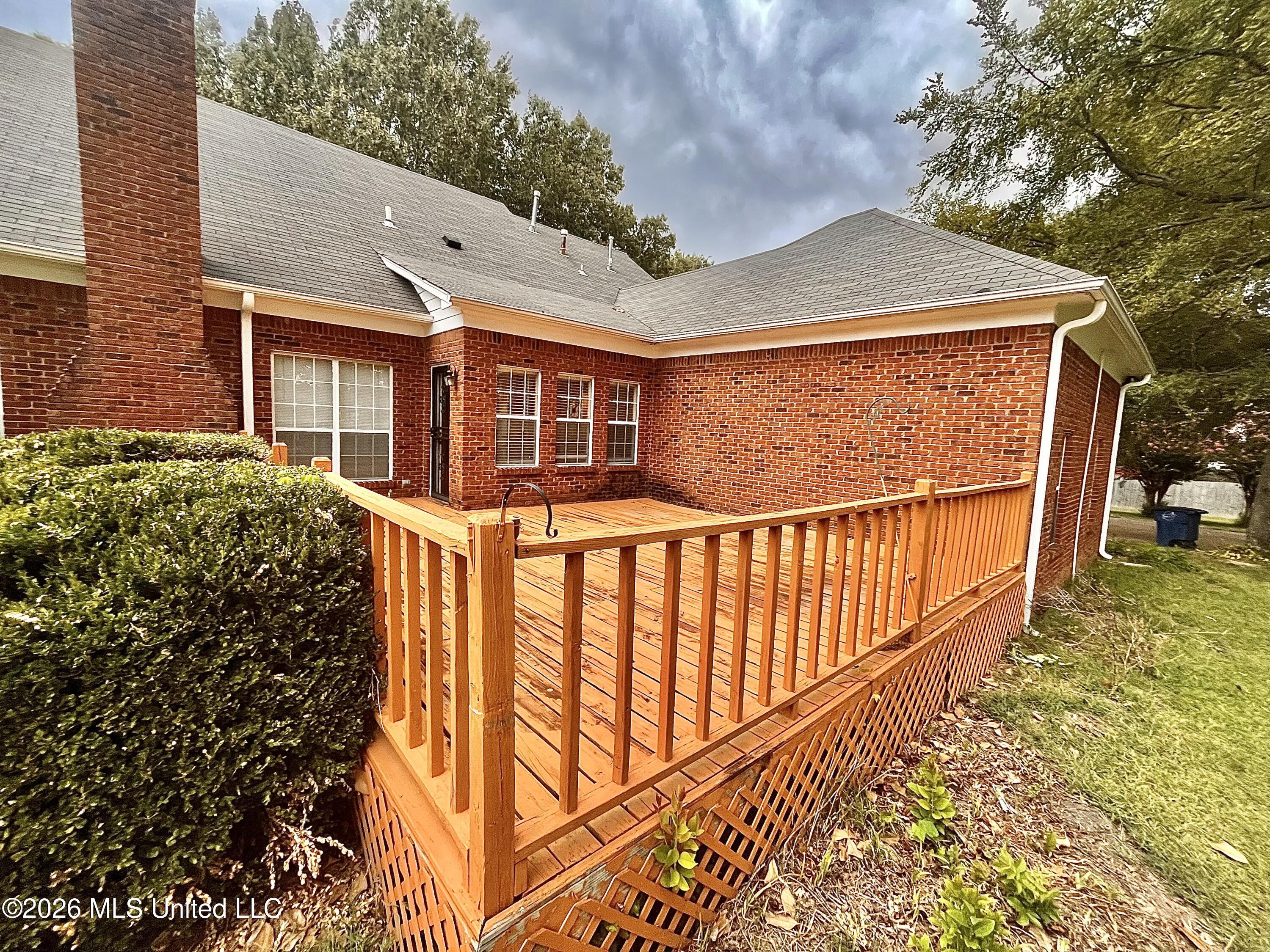8885 Cedar Crest Lane Property Photo 32
