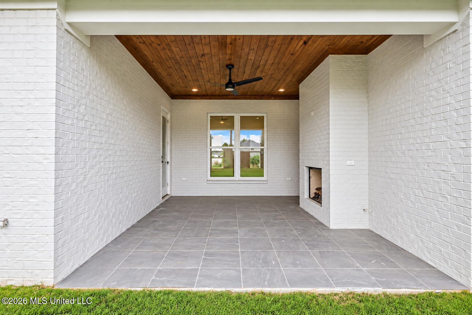 201 Northshore Way Property Photo 45