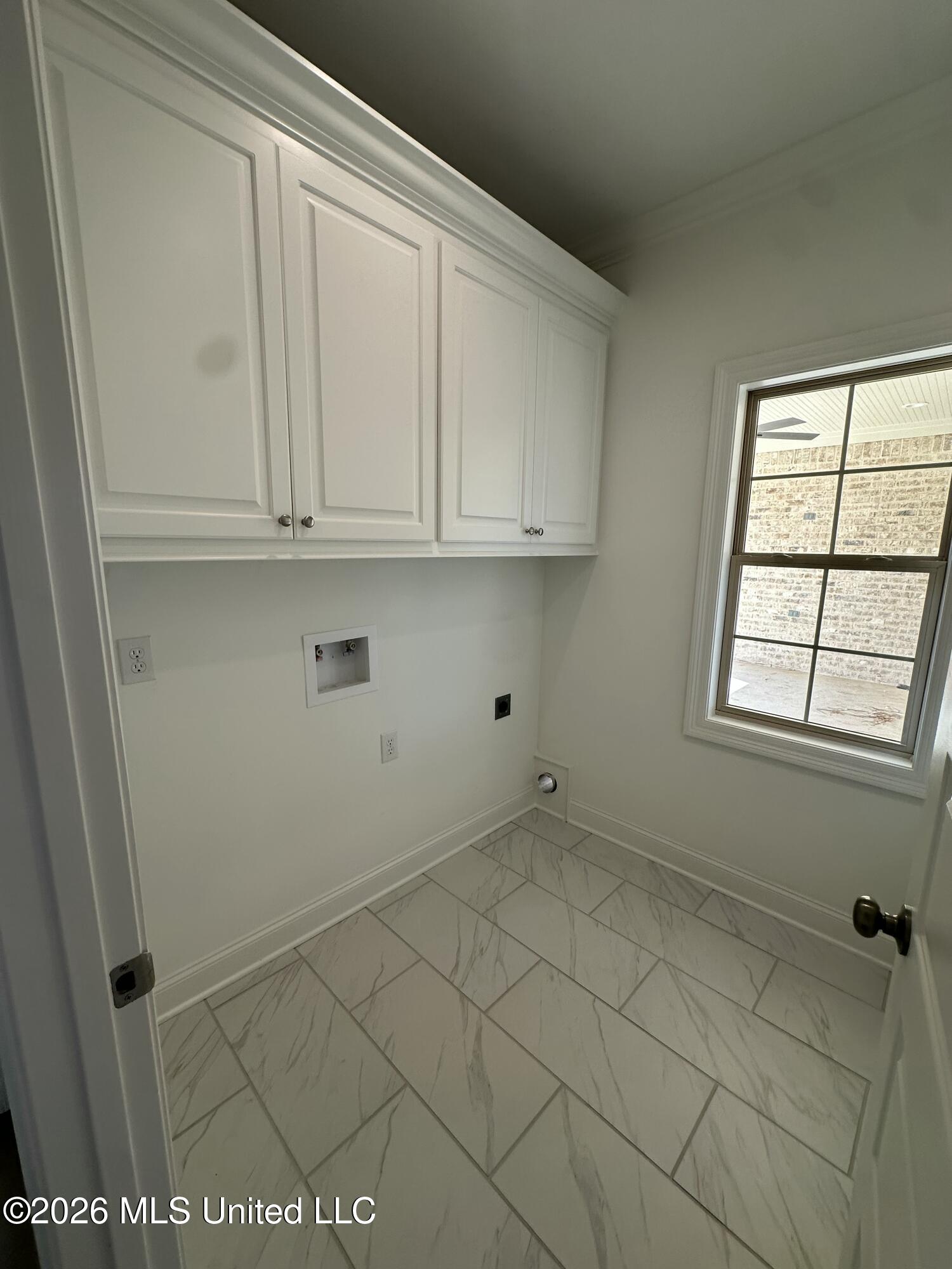 341 Aurora Circle Property Photo 11