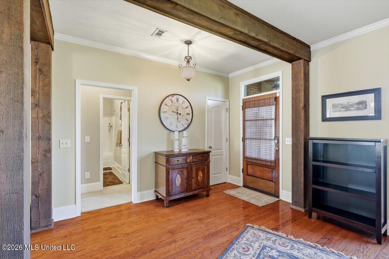335 Towne Street Property Photo 3