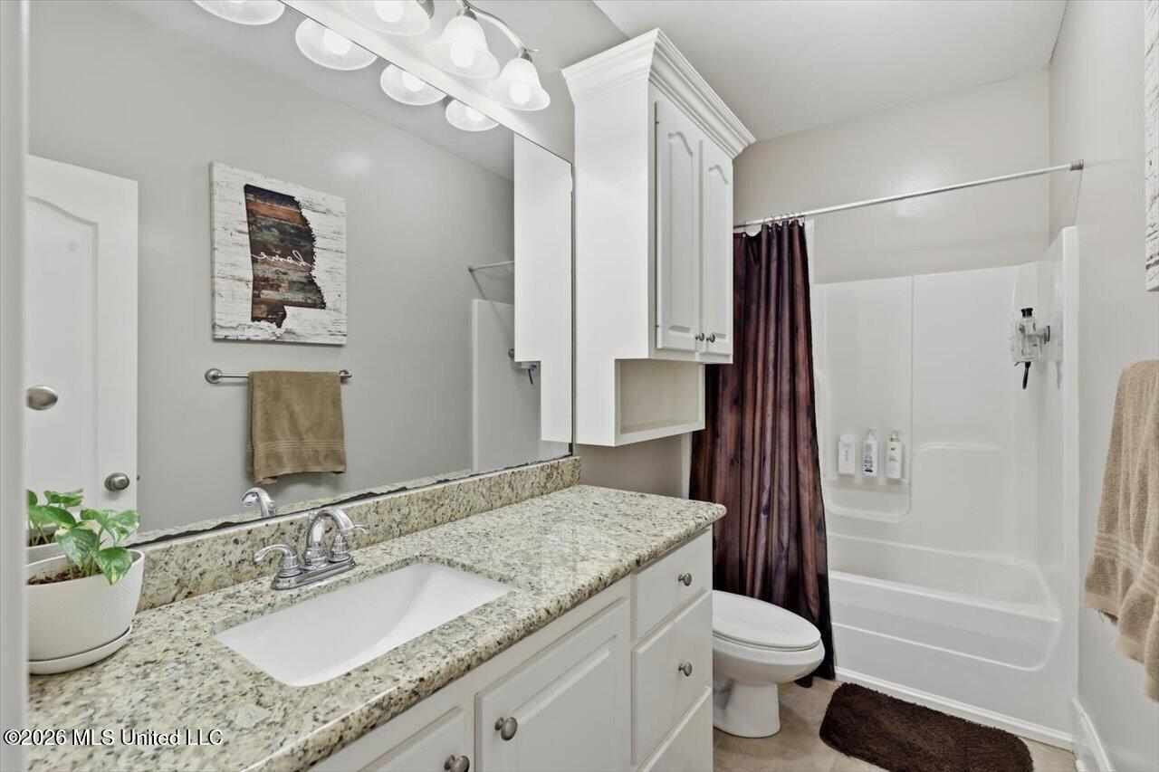 335 Towne Street Property Photo 24