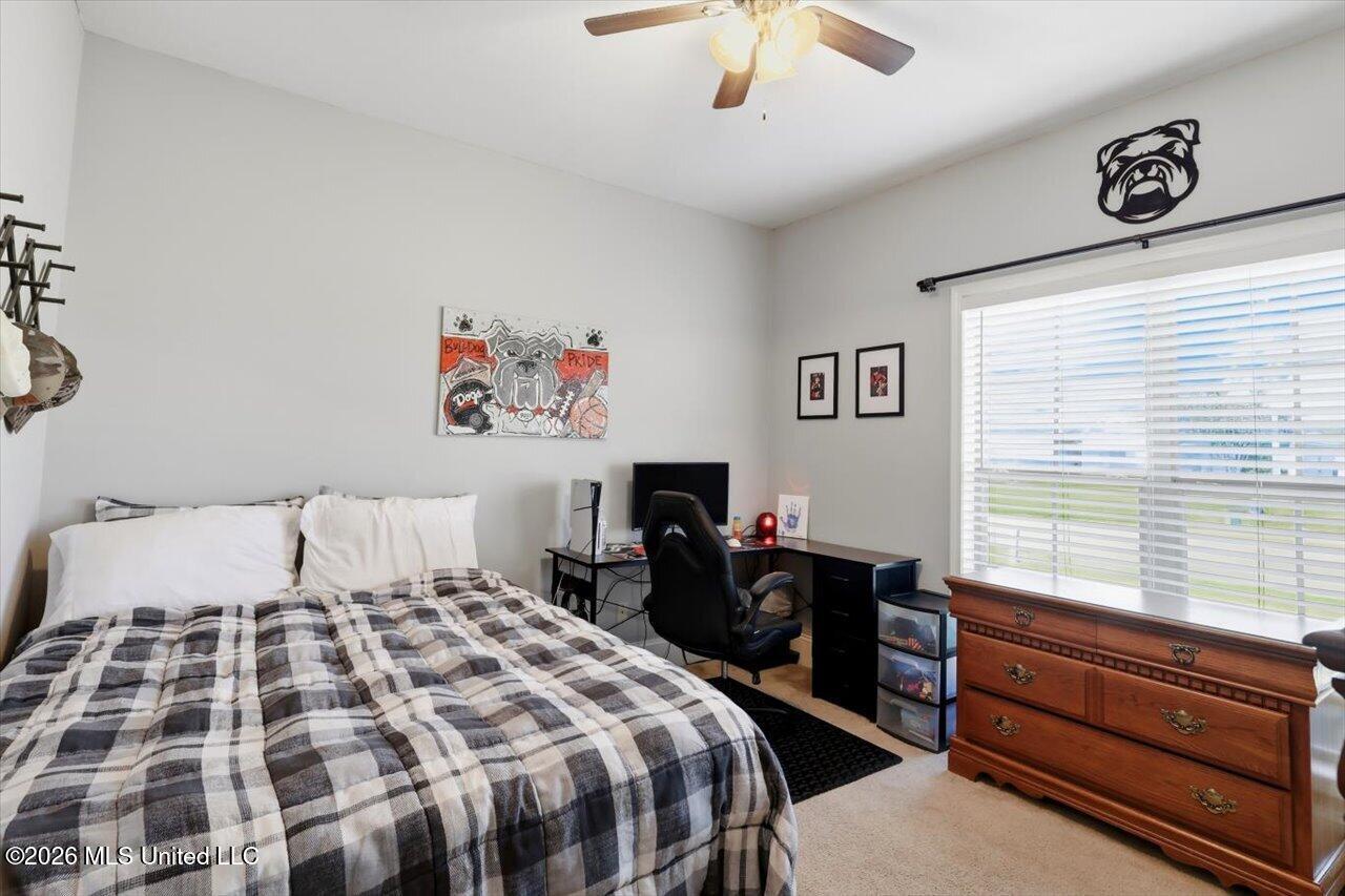 335 Towne Street Property Photo 25