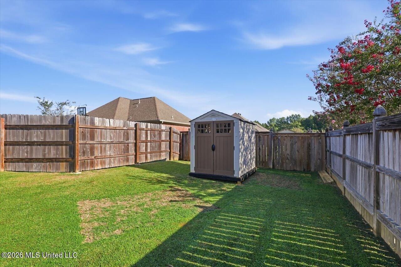 335 Towne Street Property Photo 35