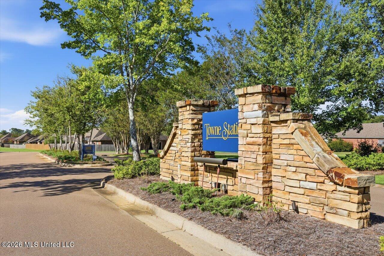 335 Towne Street Property Photo 48