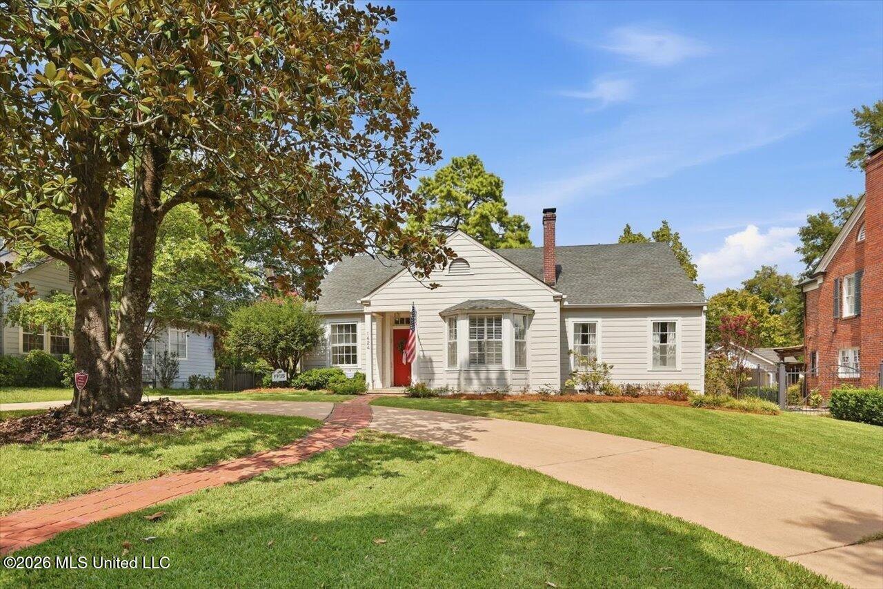 1424 Pinehurst Street Property Photo 1
