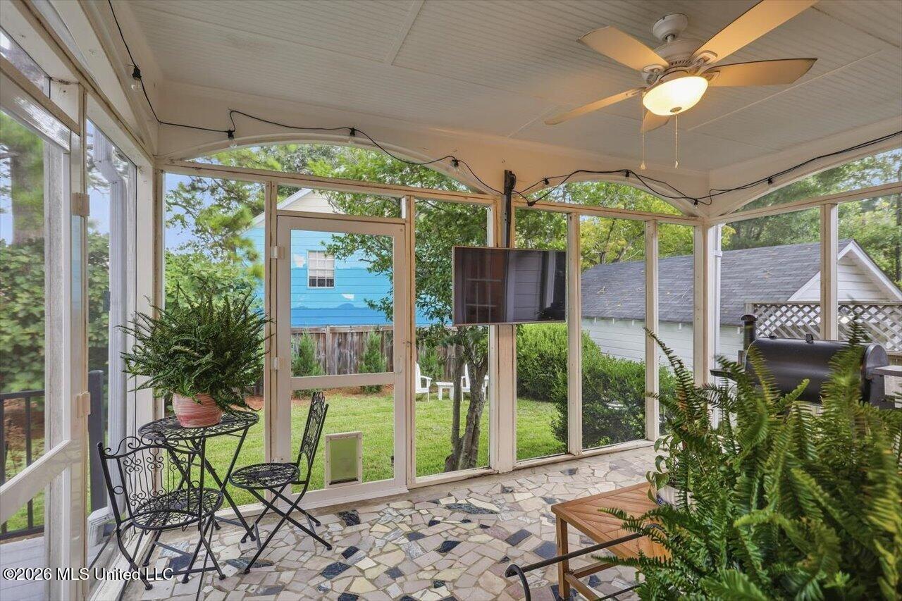 1424 Pinehurst Street Property Photo 4