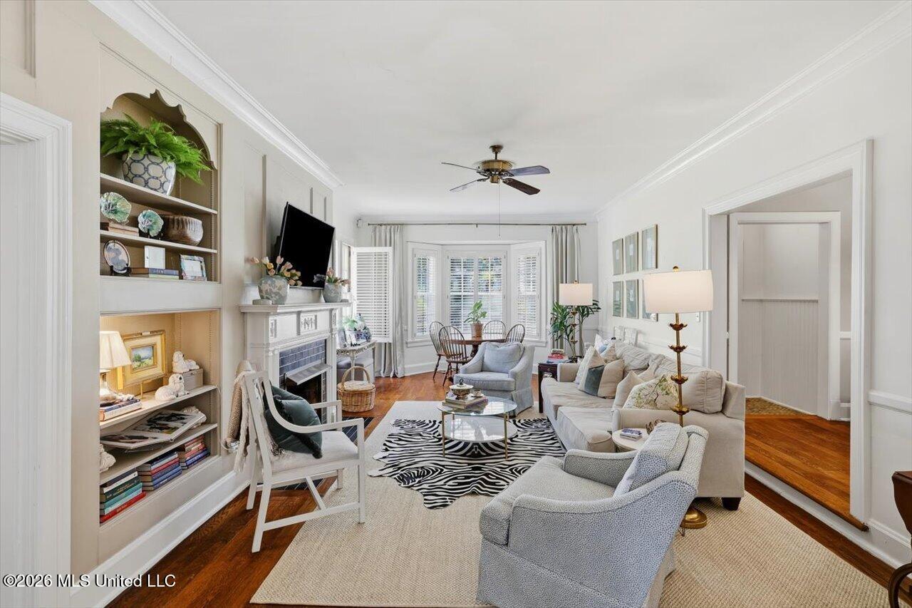 1424 Pinehurst Street Property Photo 5