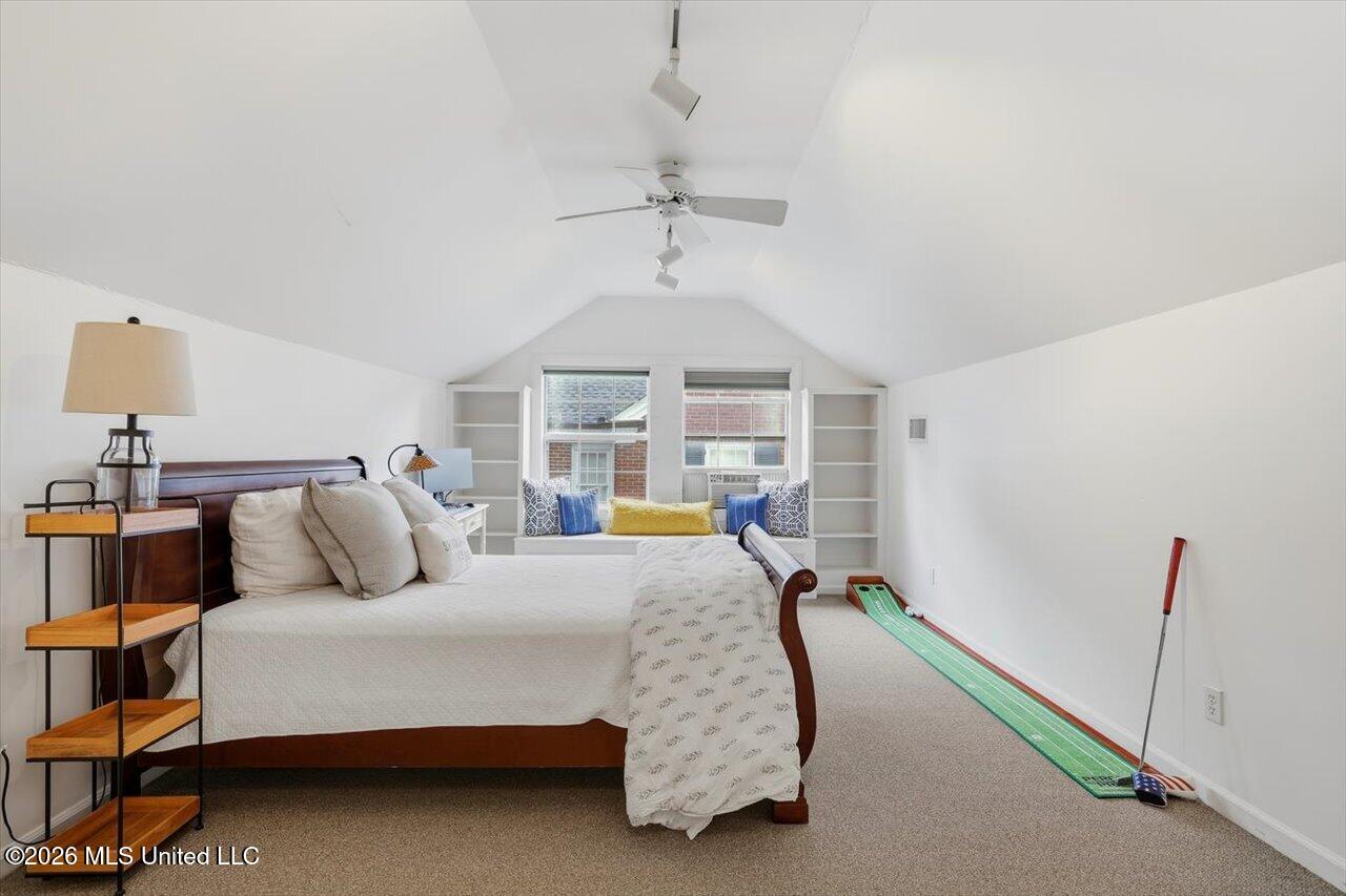 1424 Pinehurst Street Property Photo 20