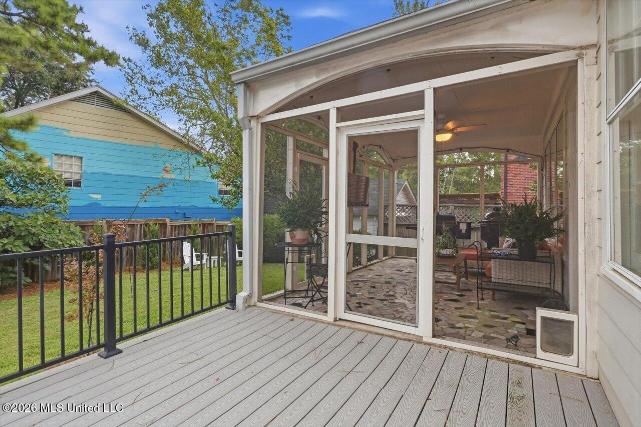 1424 Pinehurst Street Property Photo 30