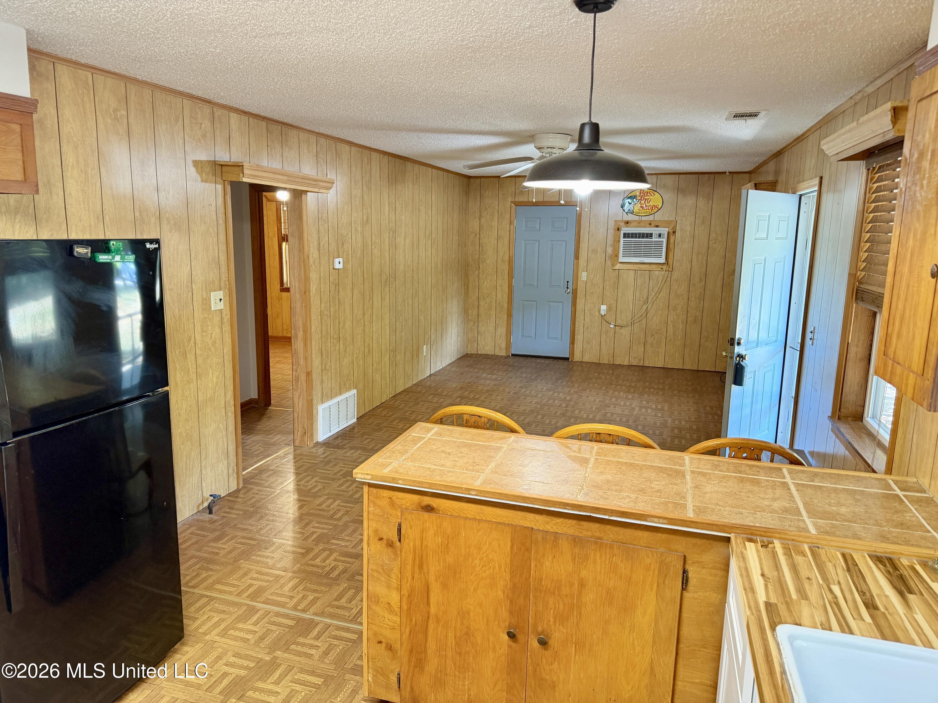 8 County Road 531 Property Photo 7
