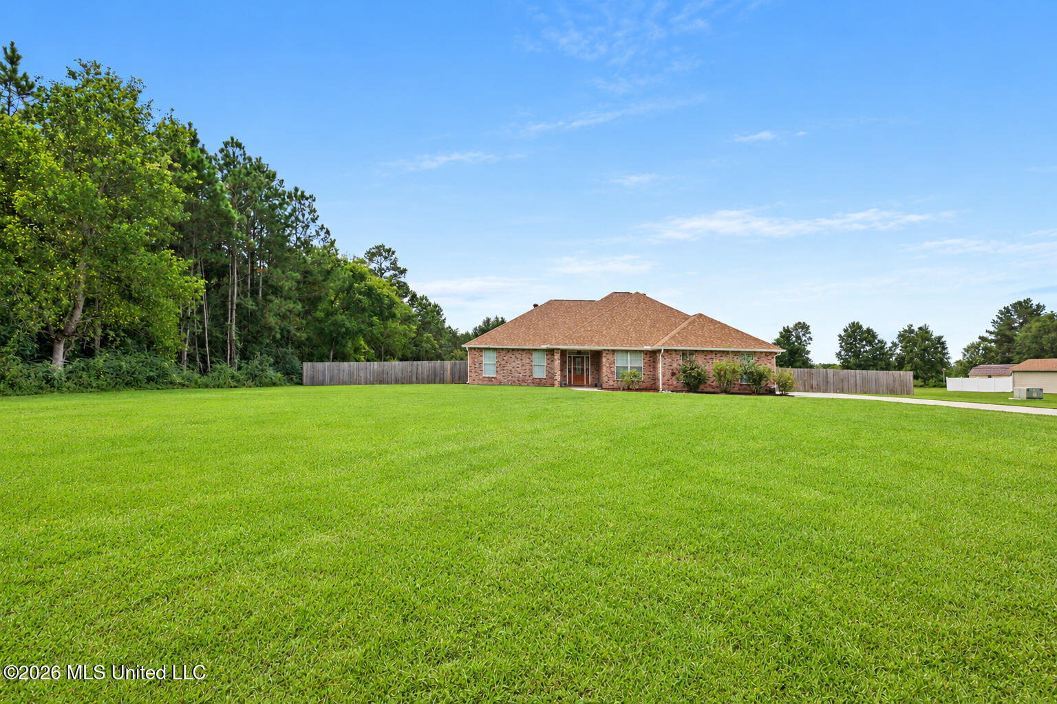 12231 E Pointe Drive Property Photo 30