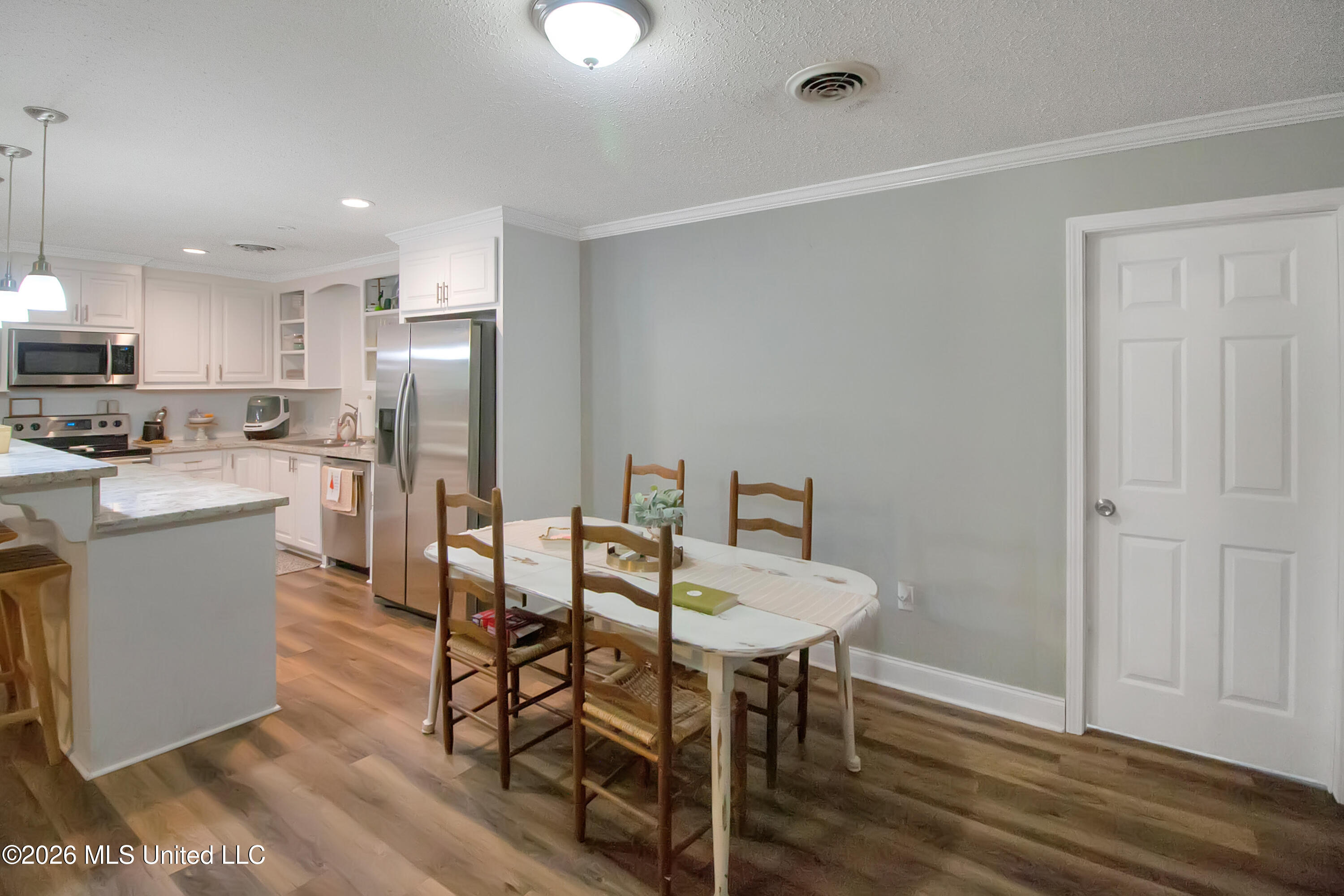 208 Bruin Street Property Photo 21