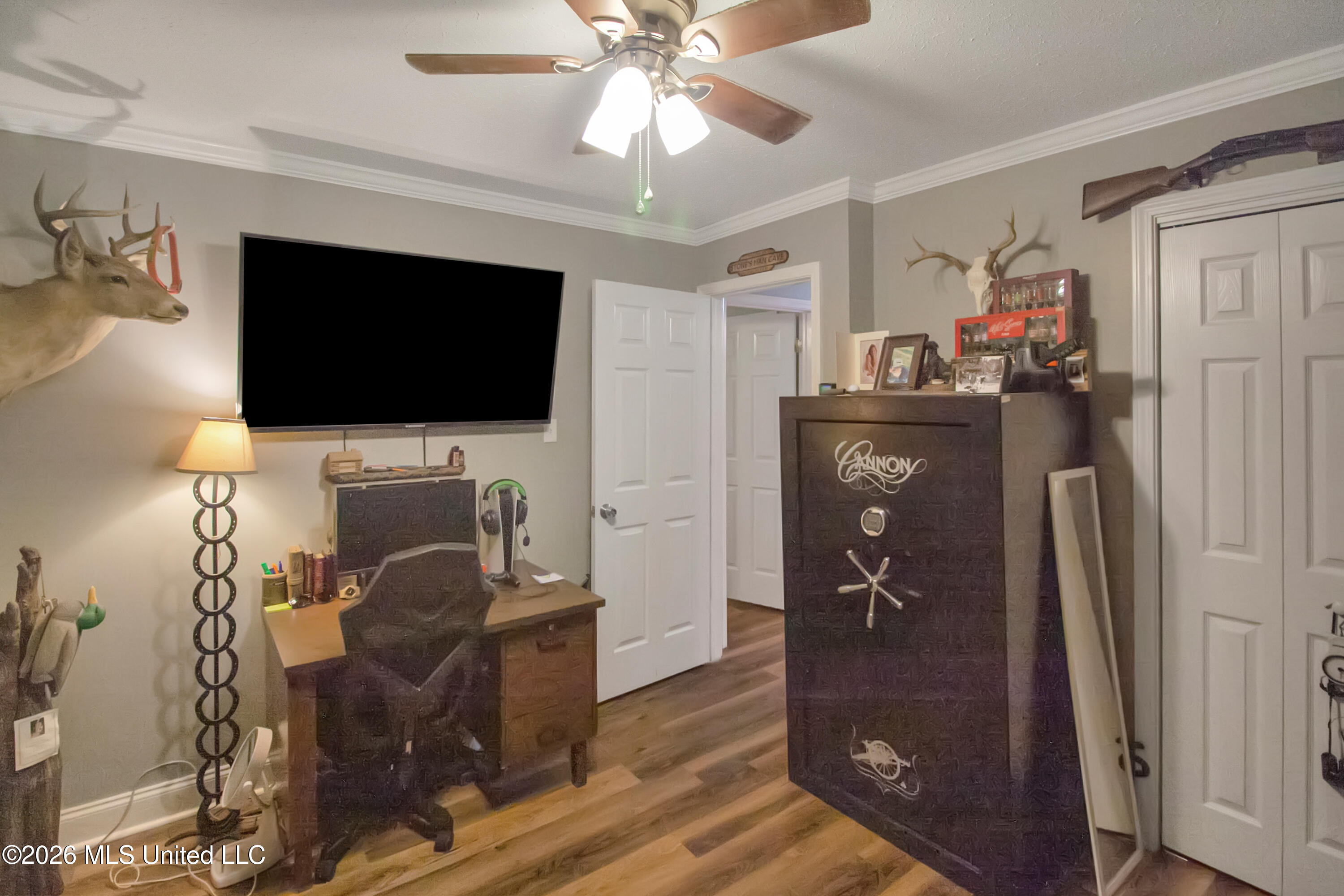 208 Bruin Street Property Photo 28