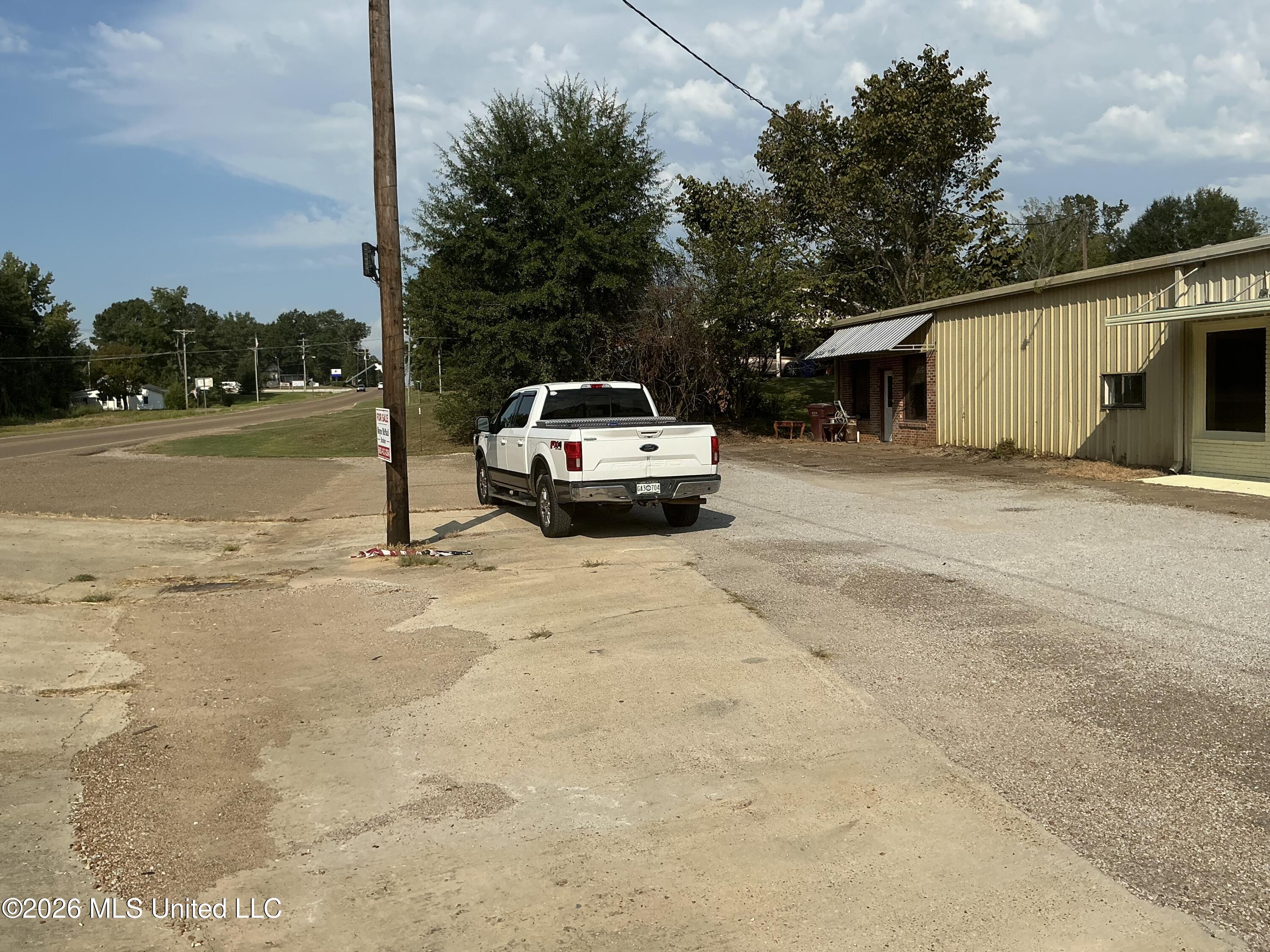 311 Veterans Boulevard Property Photo 1