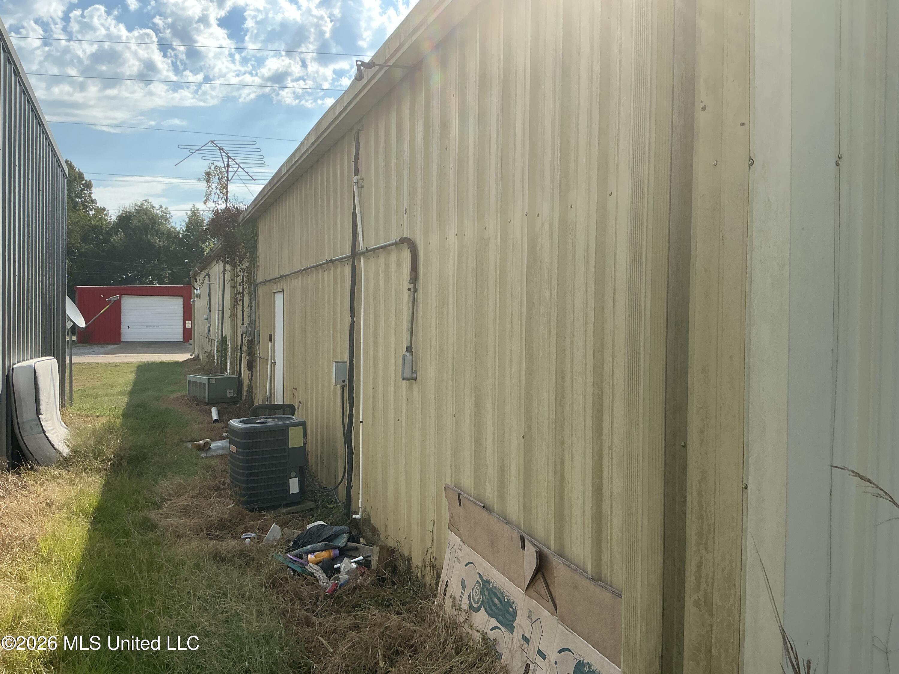 311 Veterans Boulevard Property Photo 5