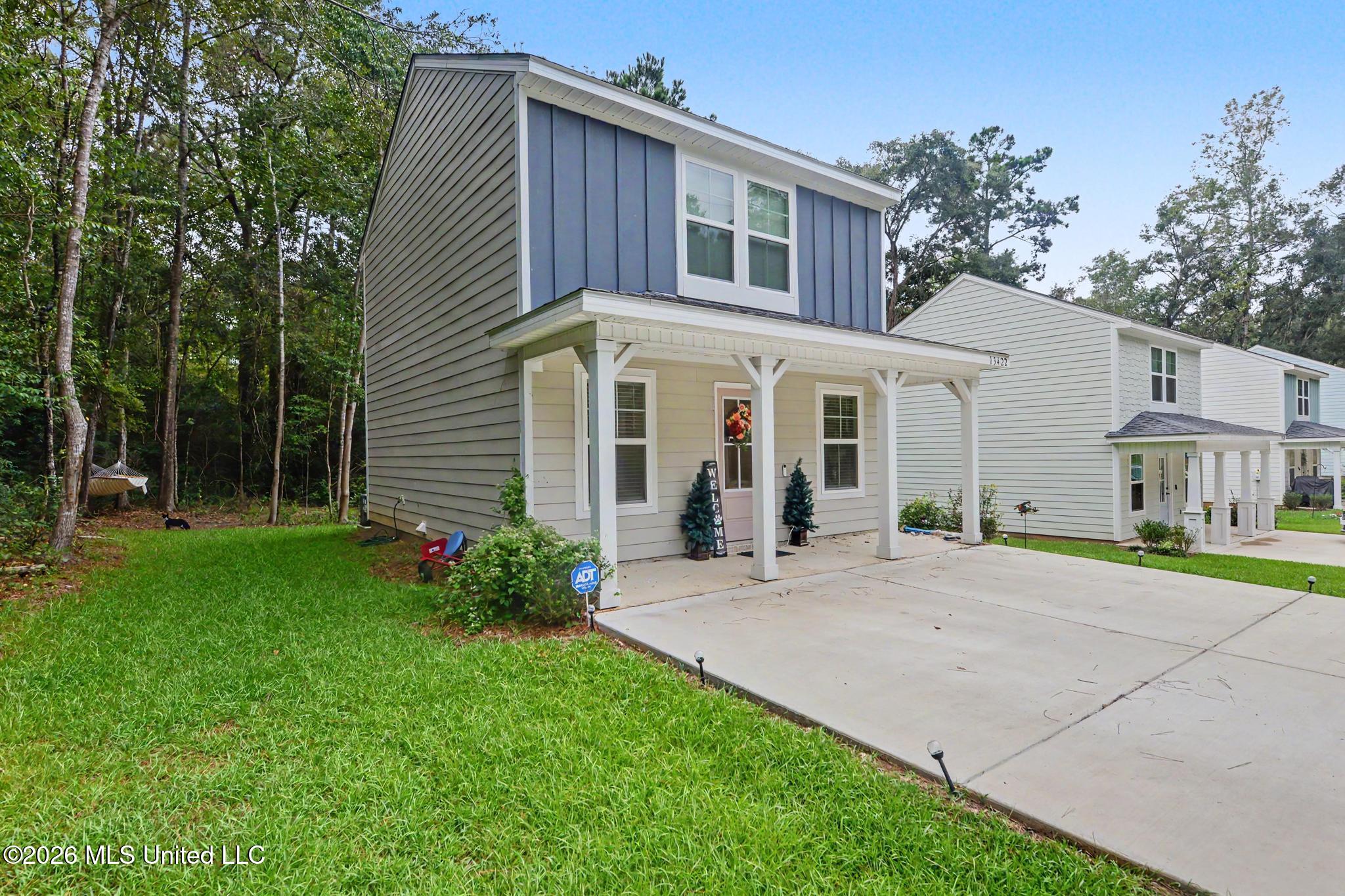 13422 George Avenue Property Photo 2