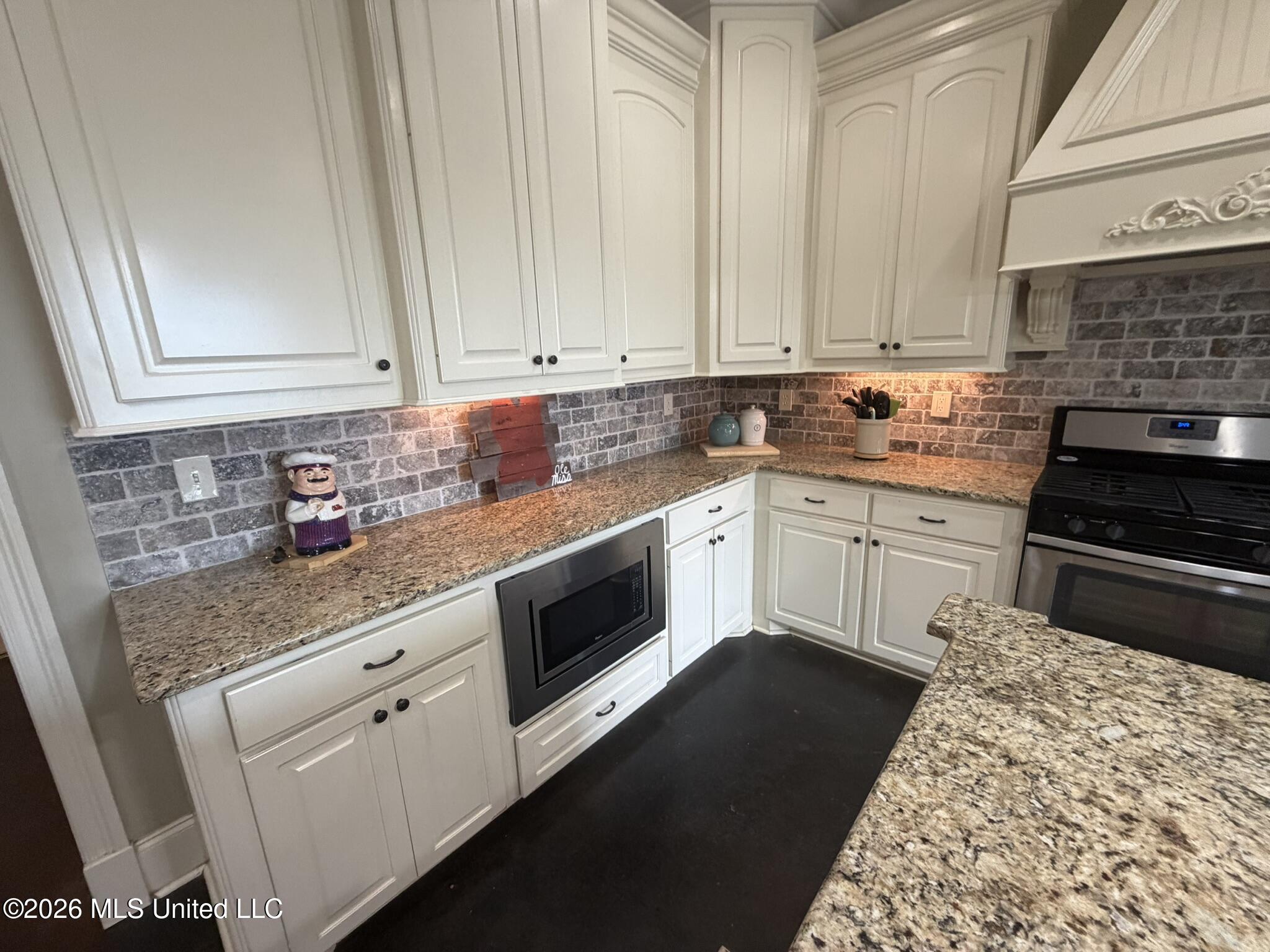 405 Copper Ridge Drive Property Photo 12