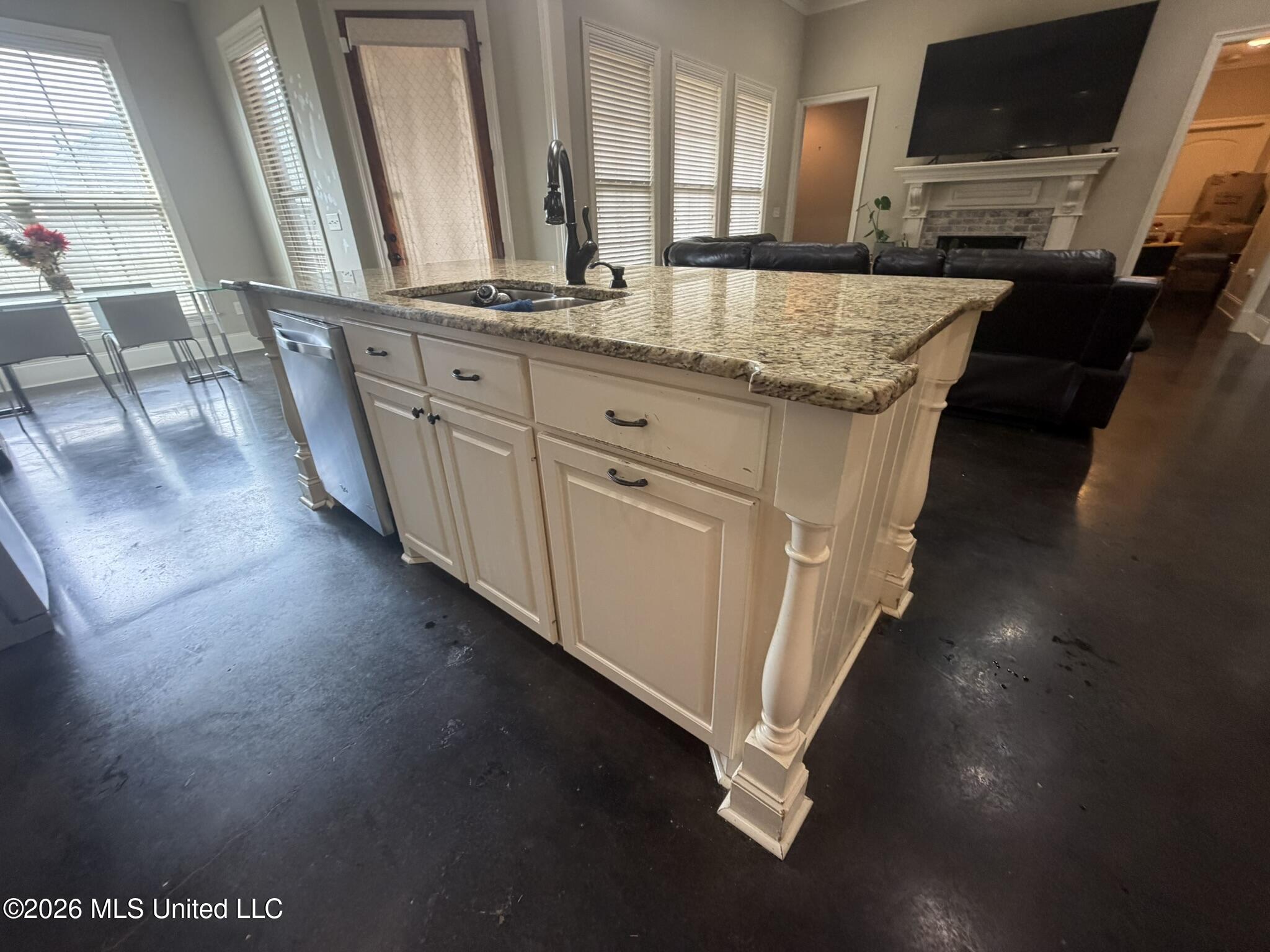 405 Copper Ridge Drive Property Photo 16