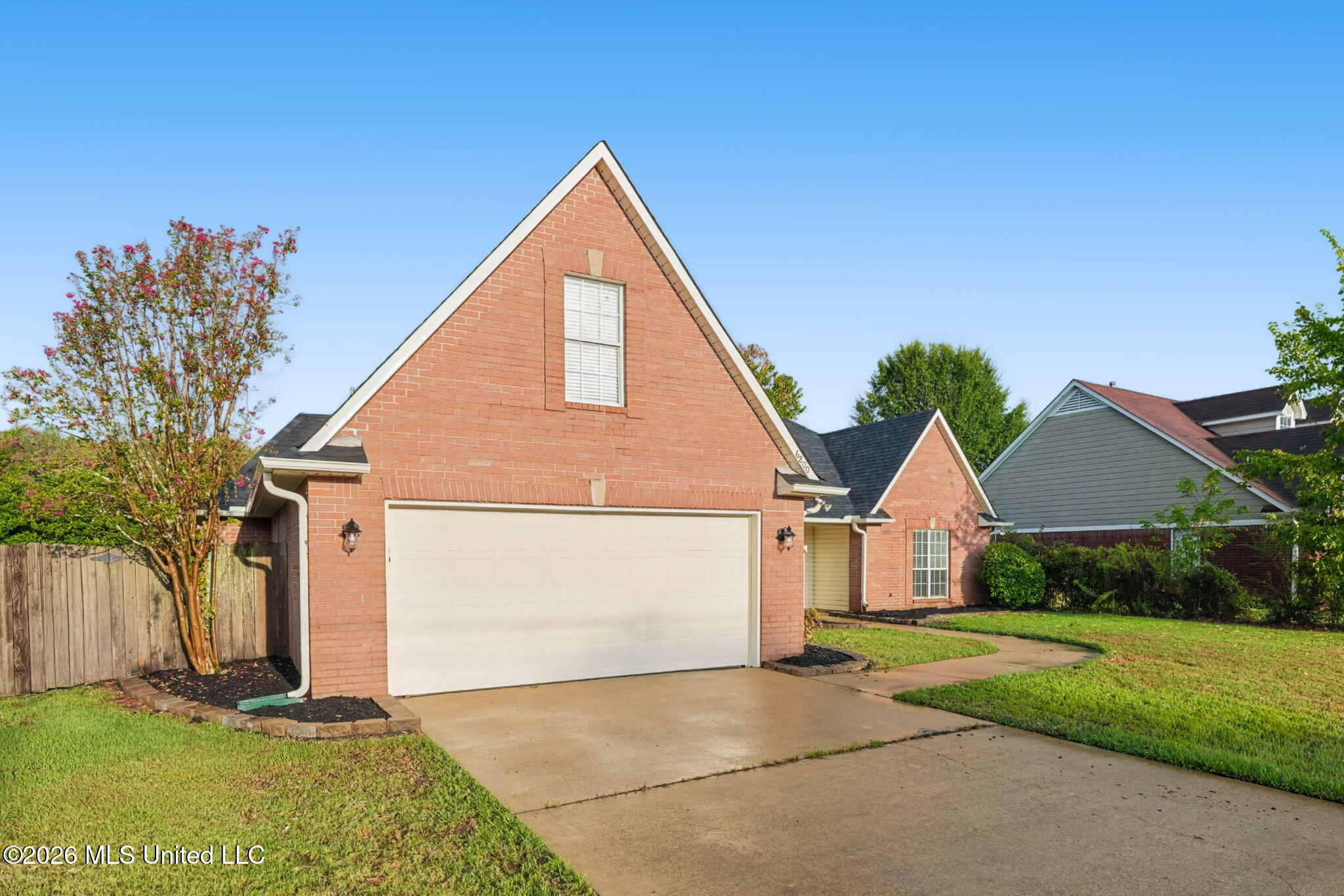 6800 Greyhawk Cove Property Photo 11
