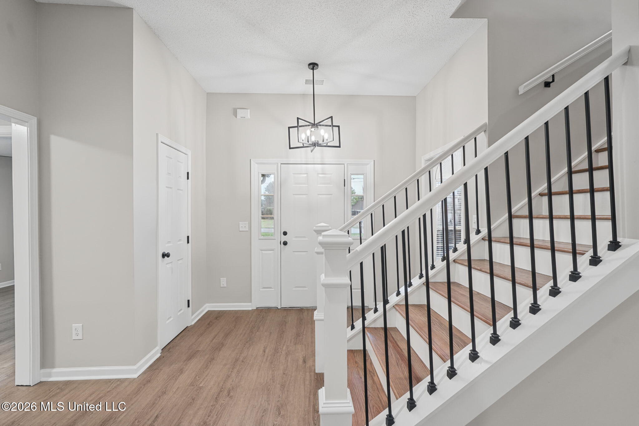 6800 Greyhawk Cove Property Photo 15