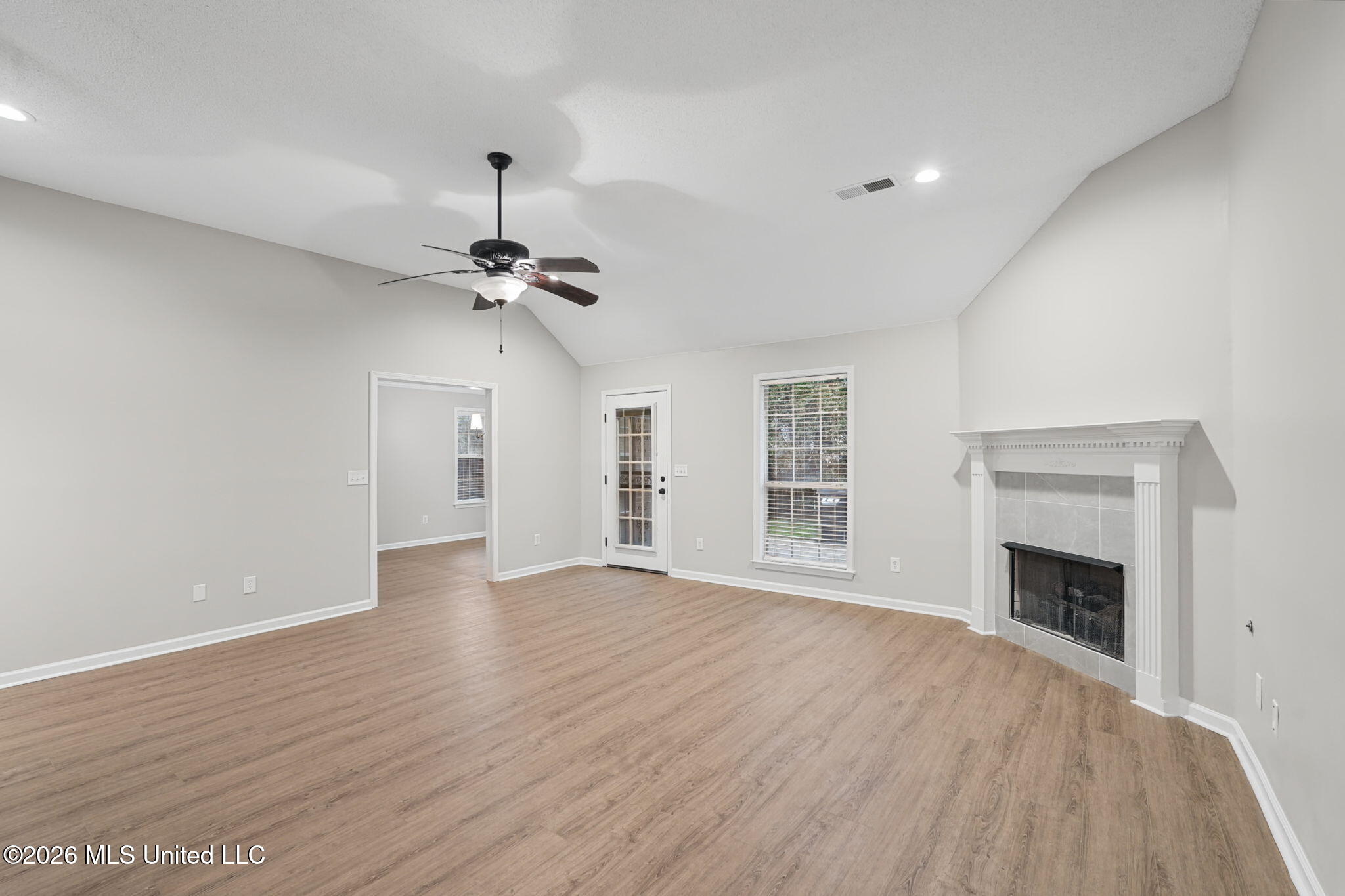 6800 Greyhawk Cove Property Photo 16