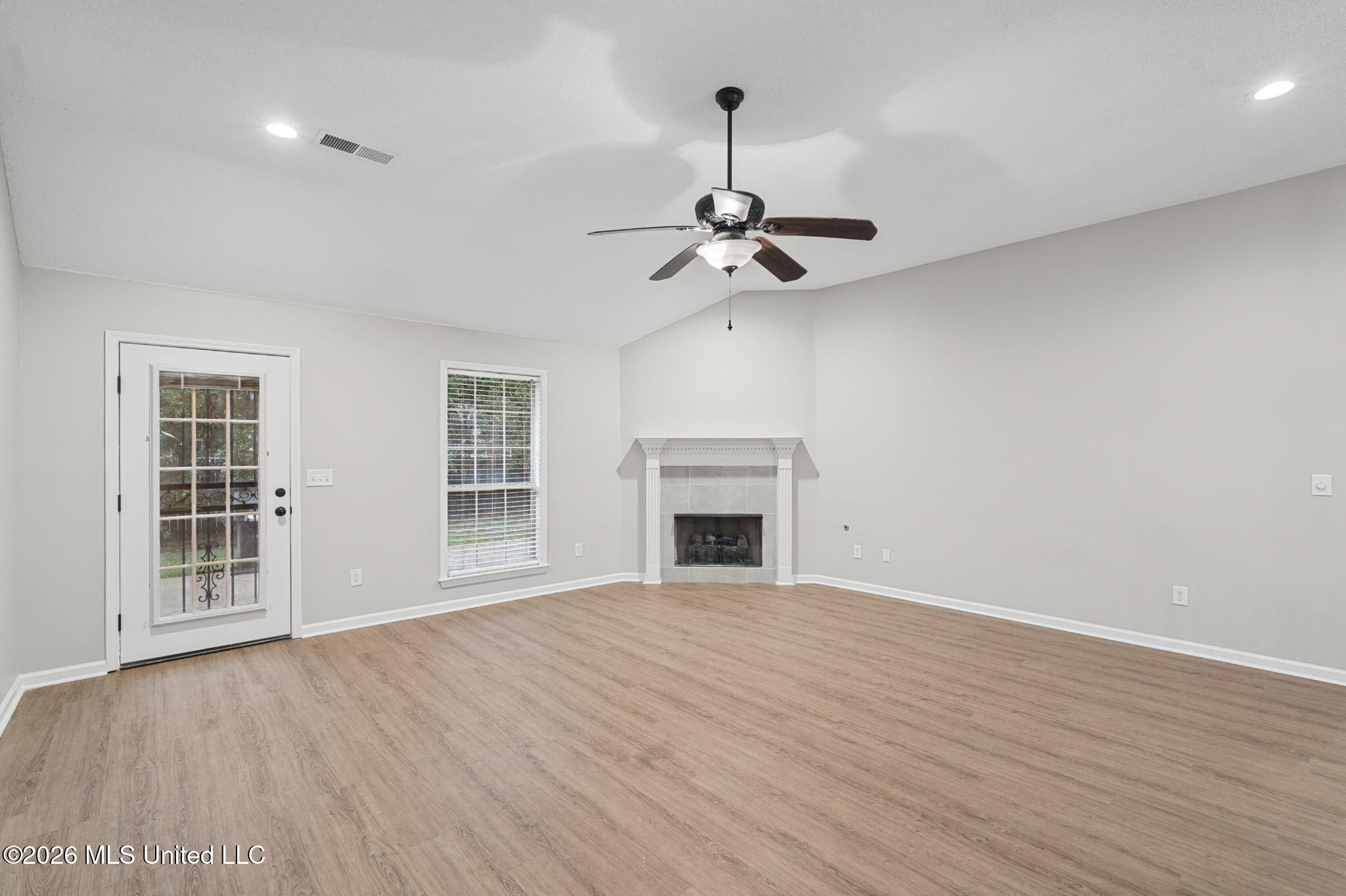 6800 Greyhawk Cove Property Photo 17