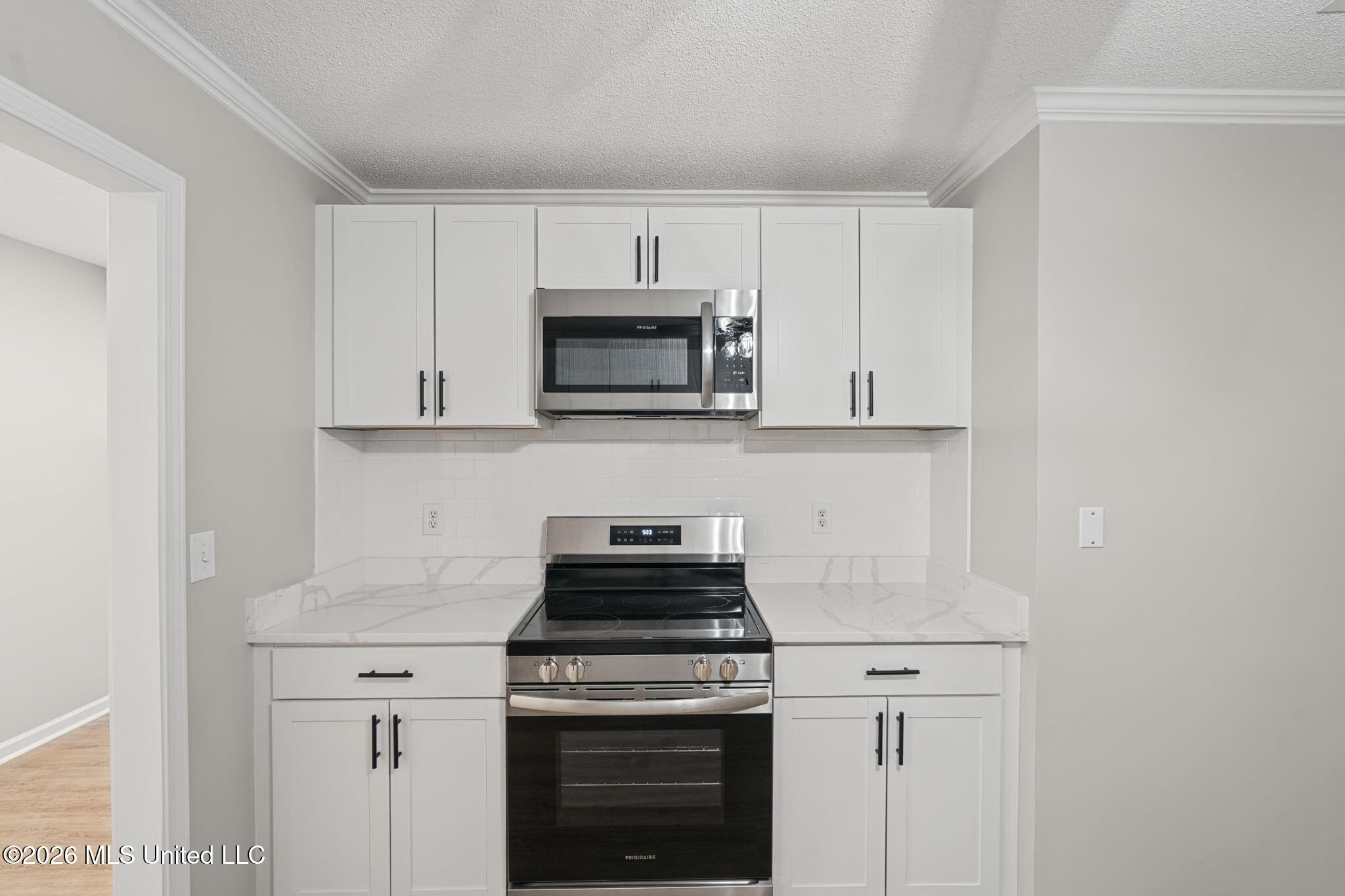 6800 Greyhawk Cove Property Photo 24