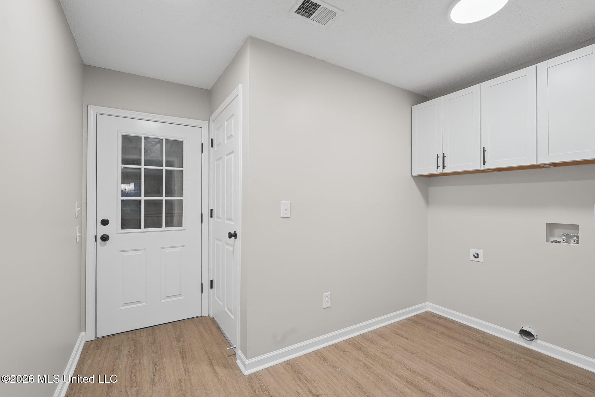 6800 Greyhawk Cove Property Photo 27
