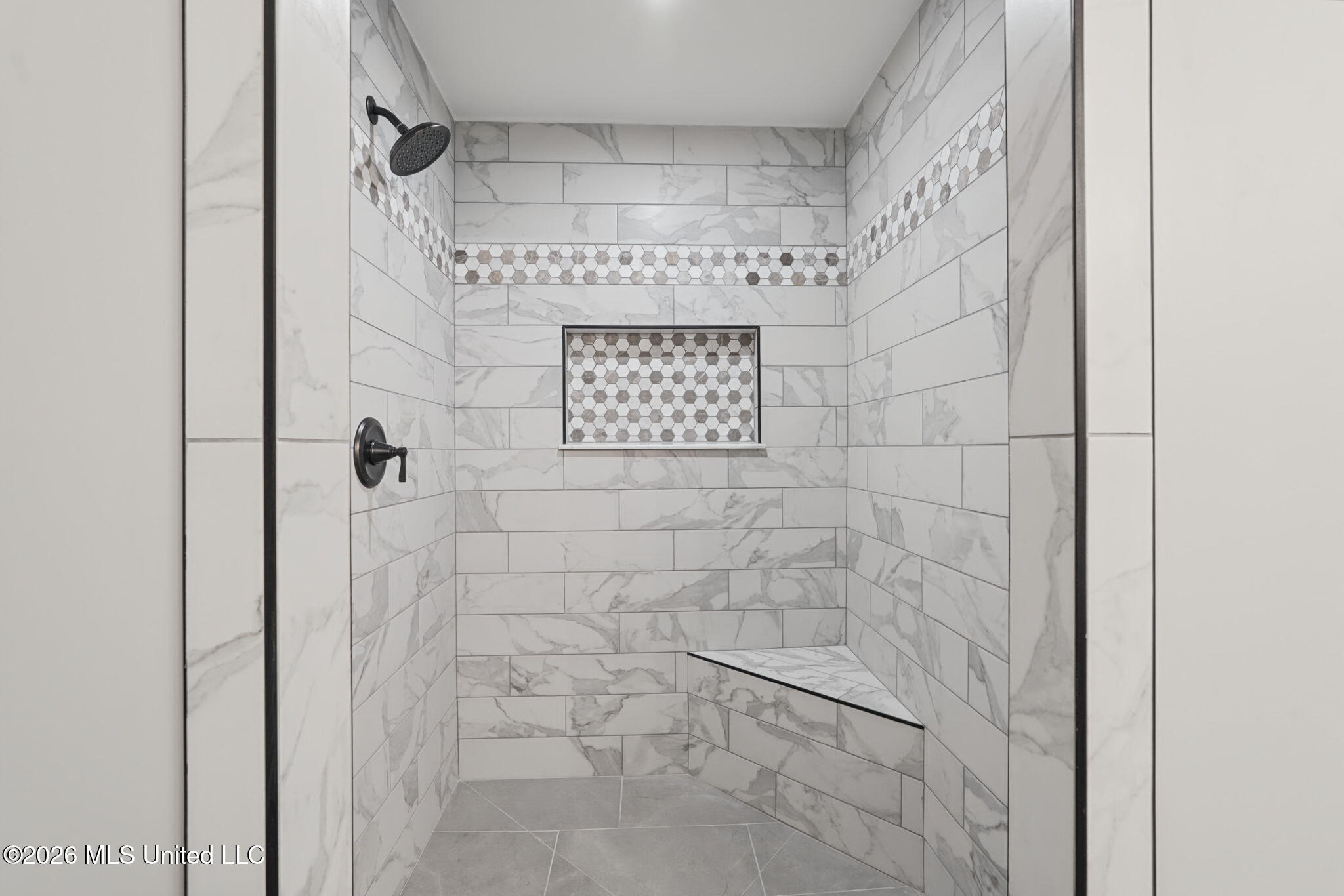 6800 Greyhawk Cove Property Photo 34