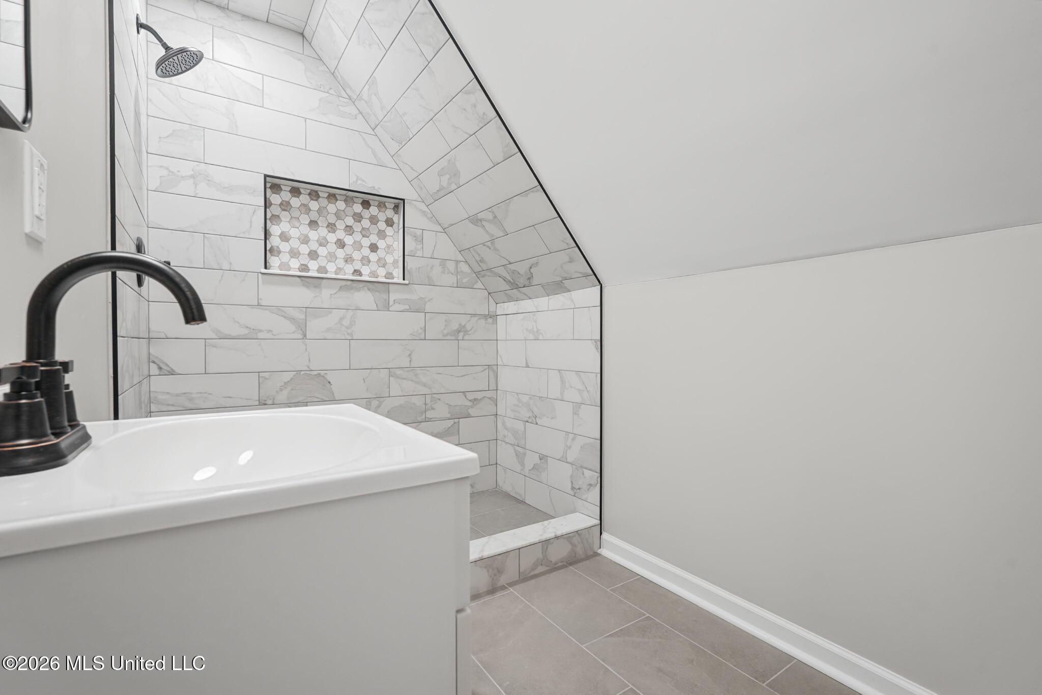 6800 Greyhawk Cove Property Photo 43