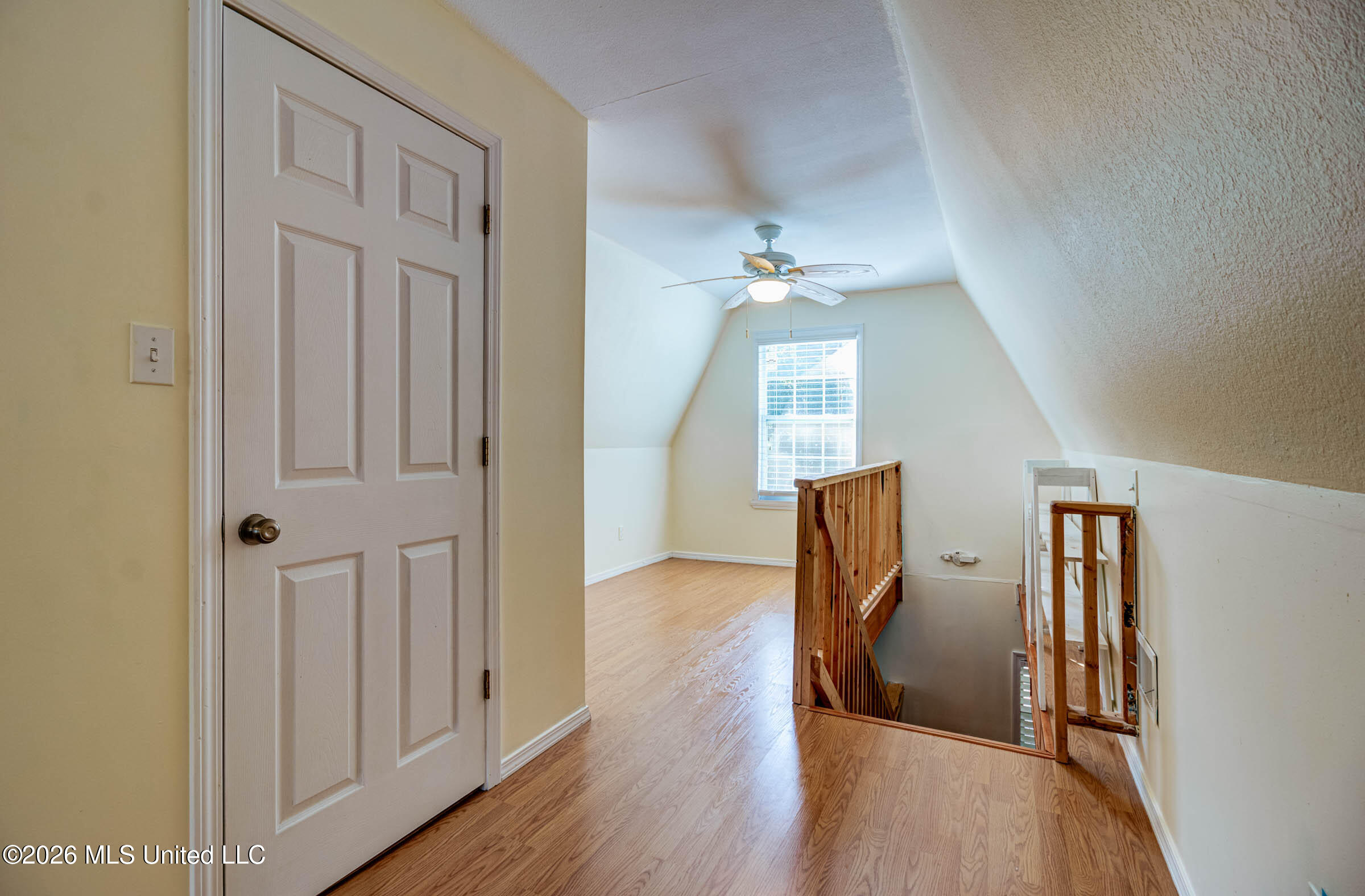 60 Flurry Drive Property Photo 19