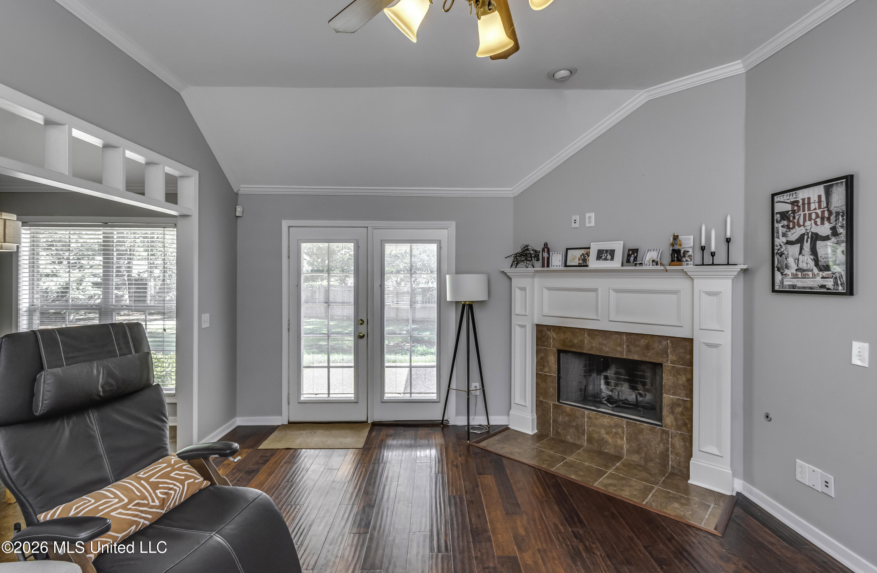 221 Bedford Drive Property Photo 19