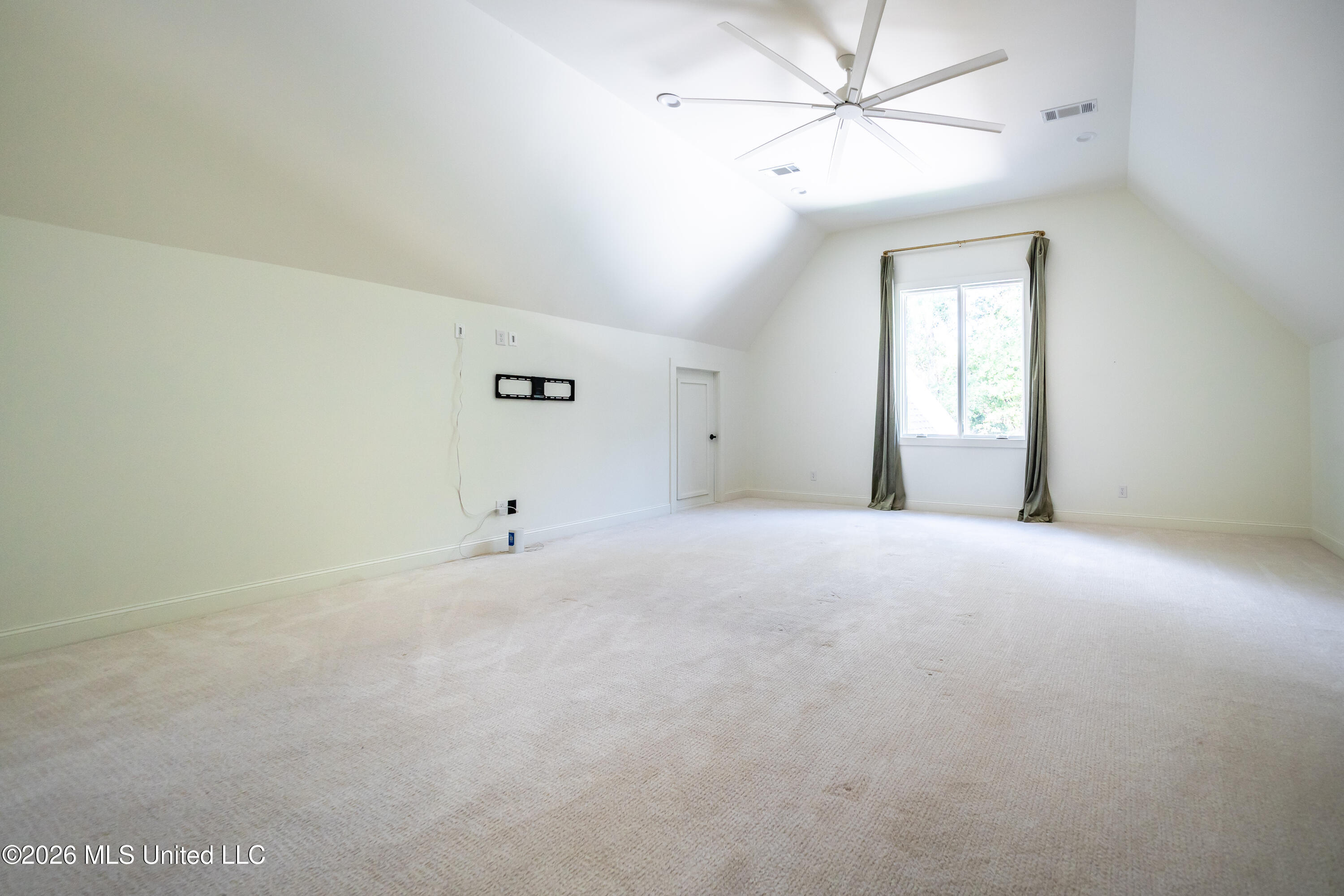 104 Langdon Bend Property Photo 40