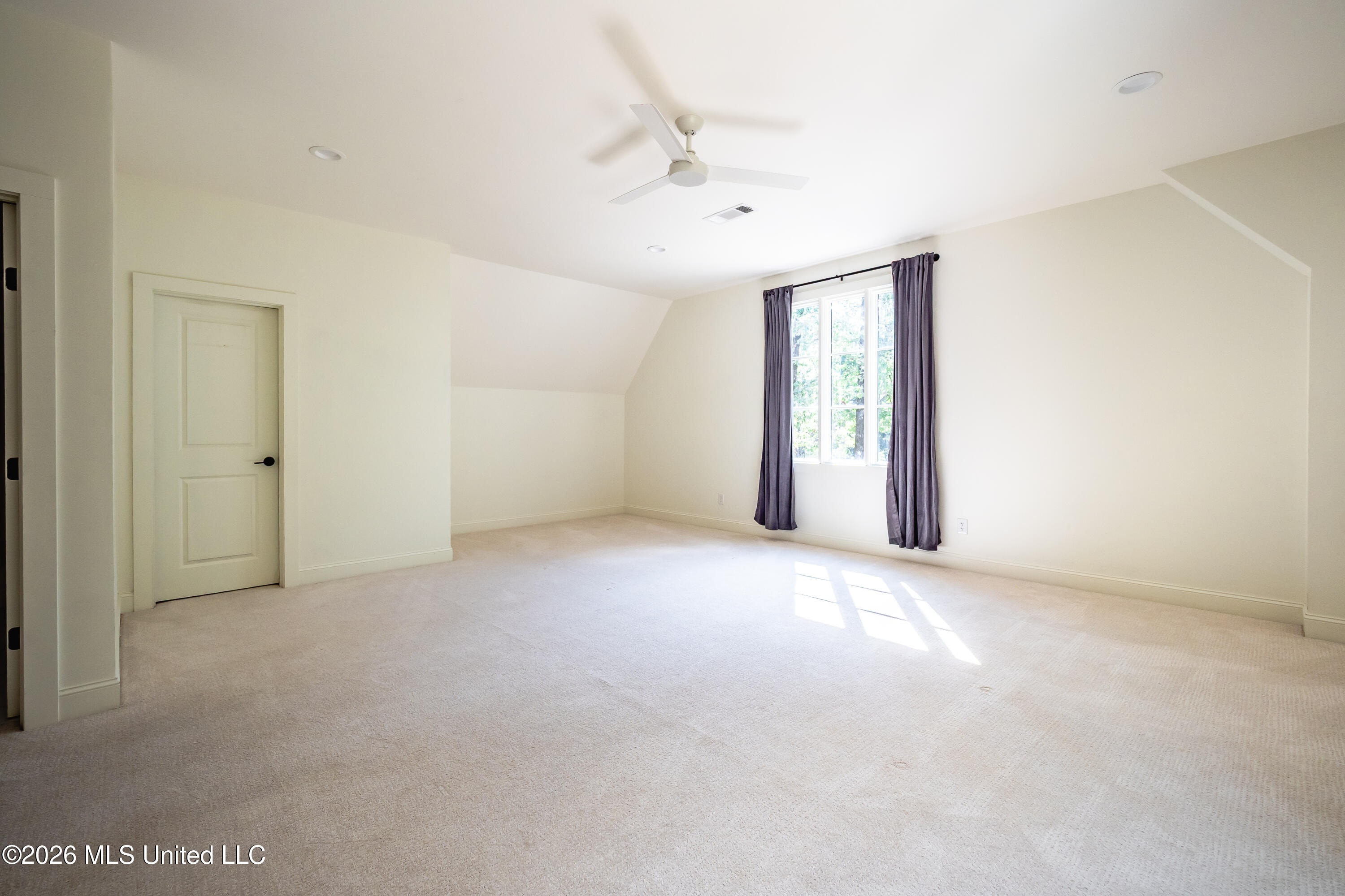104 Langdon Bend Property Photo 44