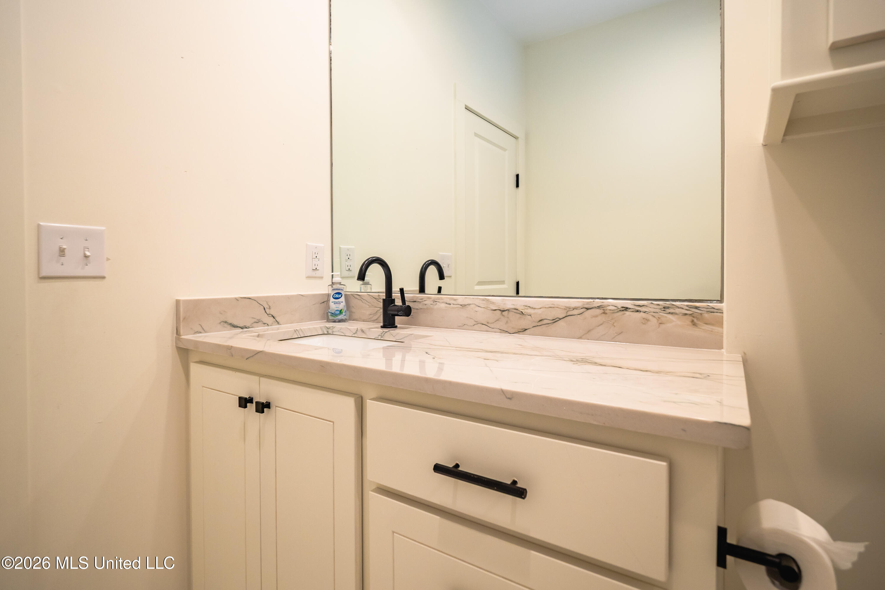 104 Langdon Bend Property Photo 46