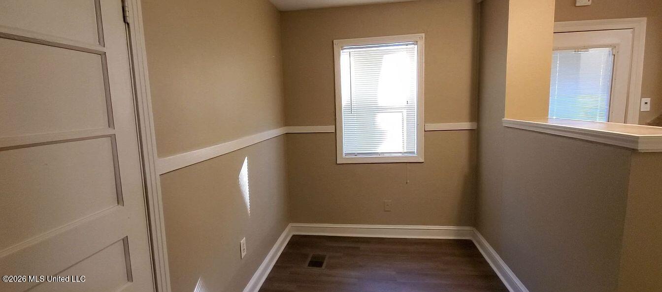 4221 Richmond Circle Property Photo 5